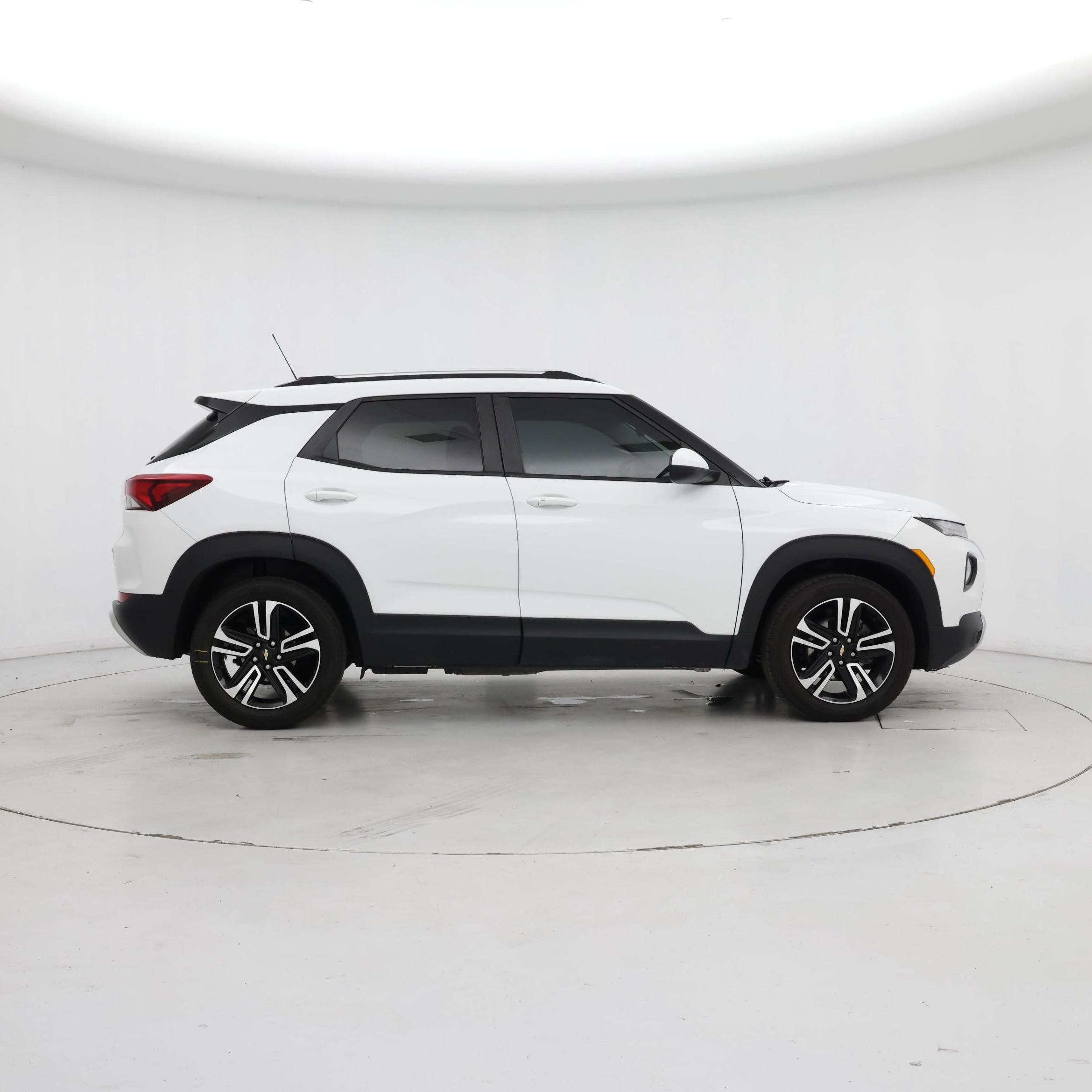 Thumbnail: 2023 Chevrolet TrailBlazer - 7