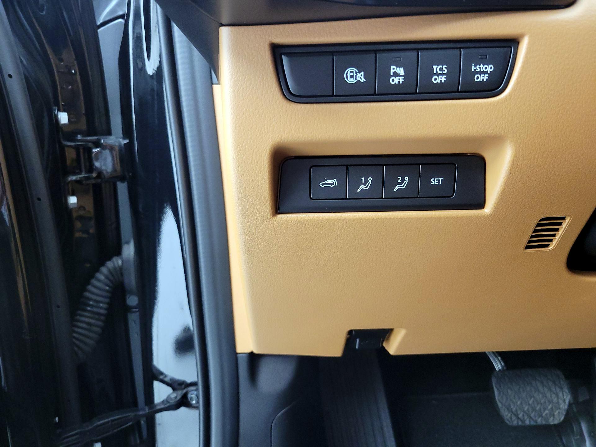 Thumbnail: 2025 Mazda CX-70 - 13