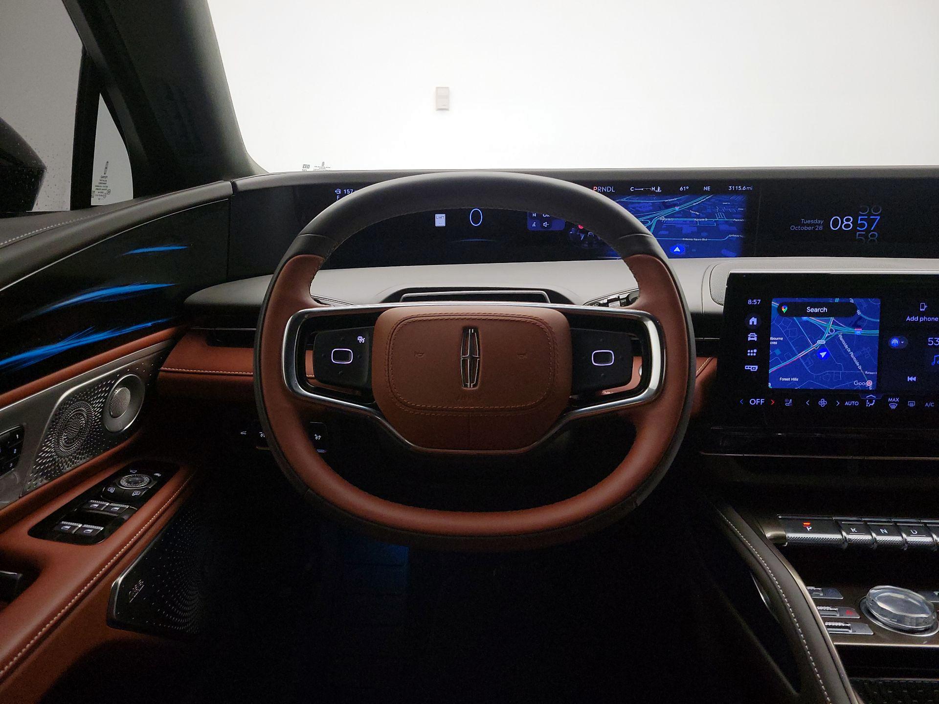 Thumbnail: 2024 Lincoln Nautilus - 10