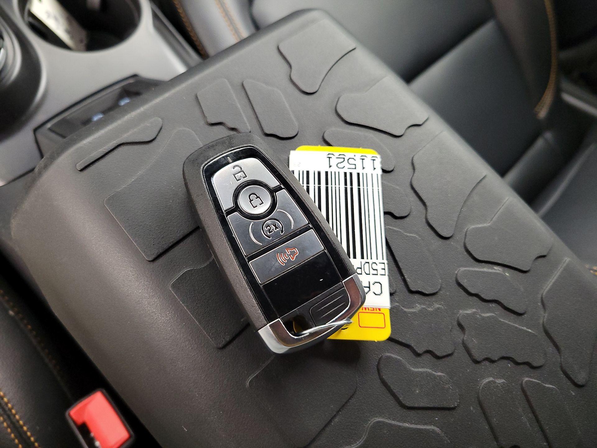 Thumbnail: 2023 Ford Bronco - 20