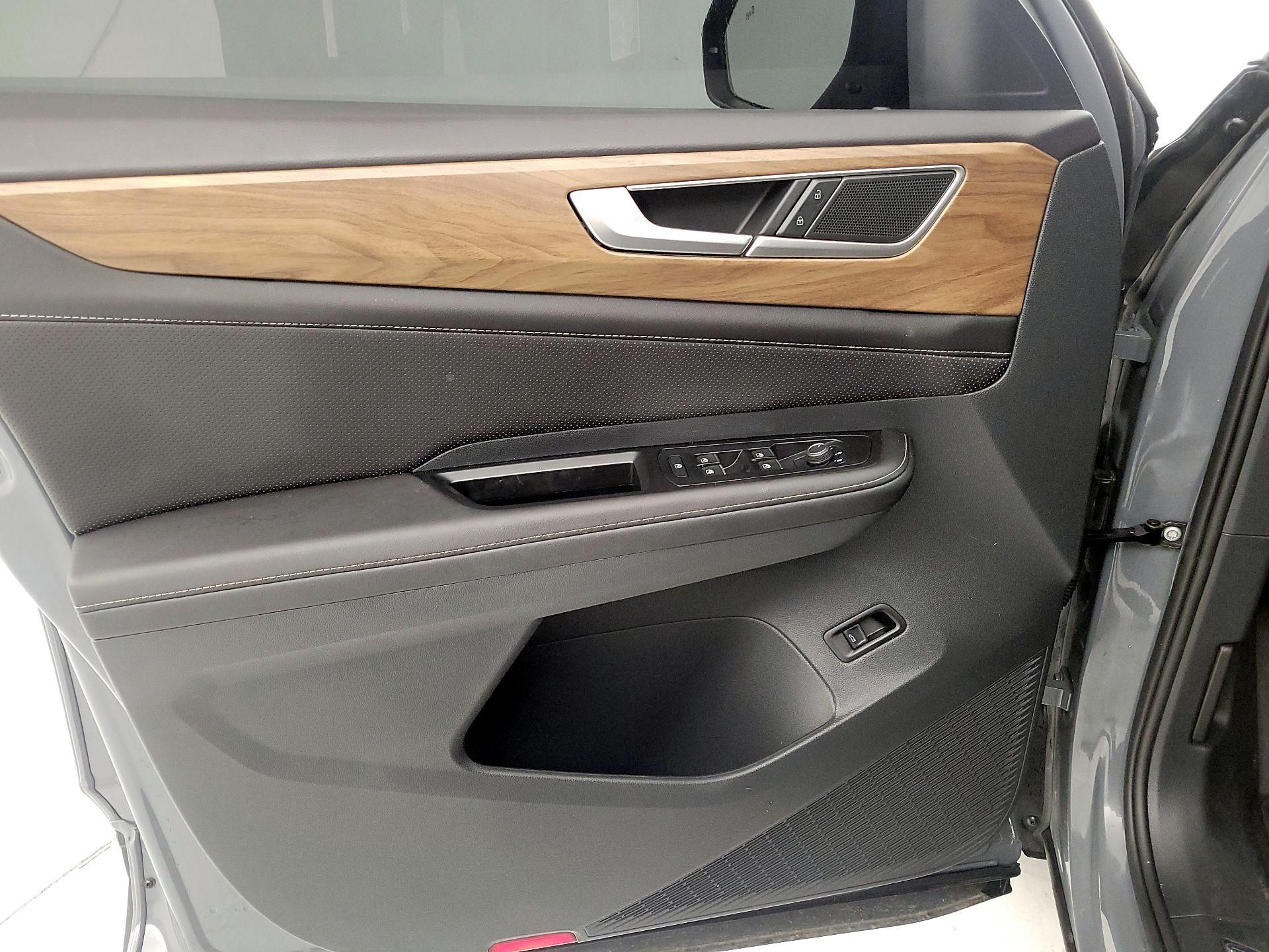 Thumbnail: 2025 Volkswagen Atlas - 12