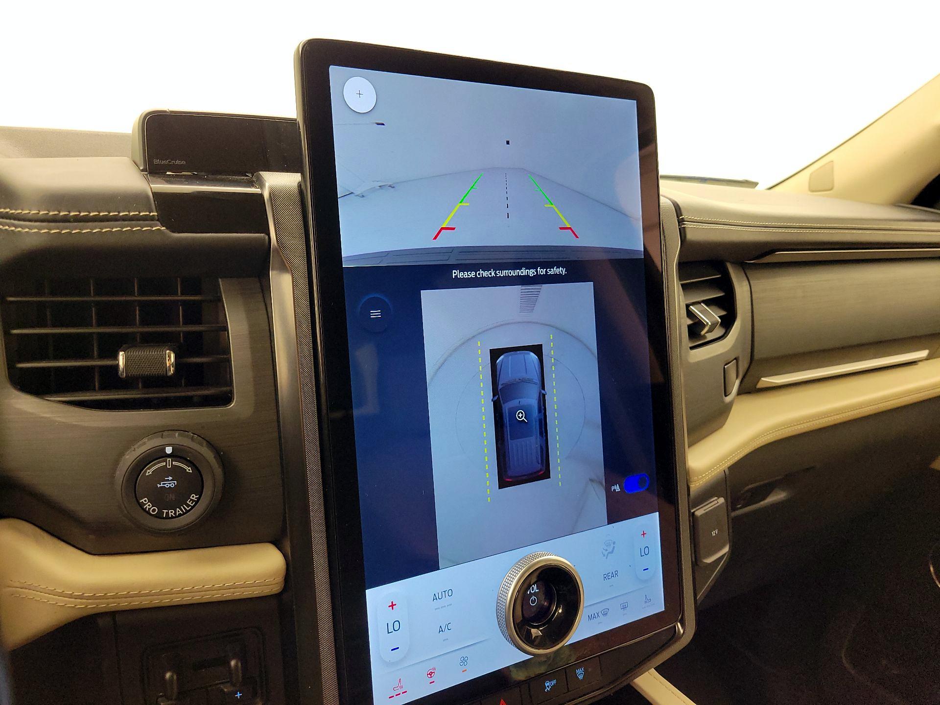 Thumbnail: 2022 Ford Expedition MAX - 15