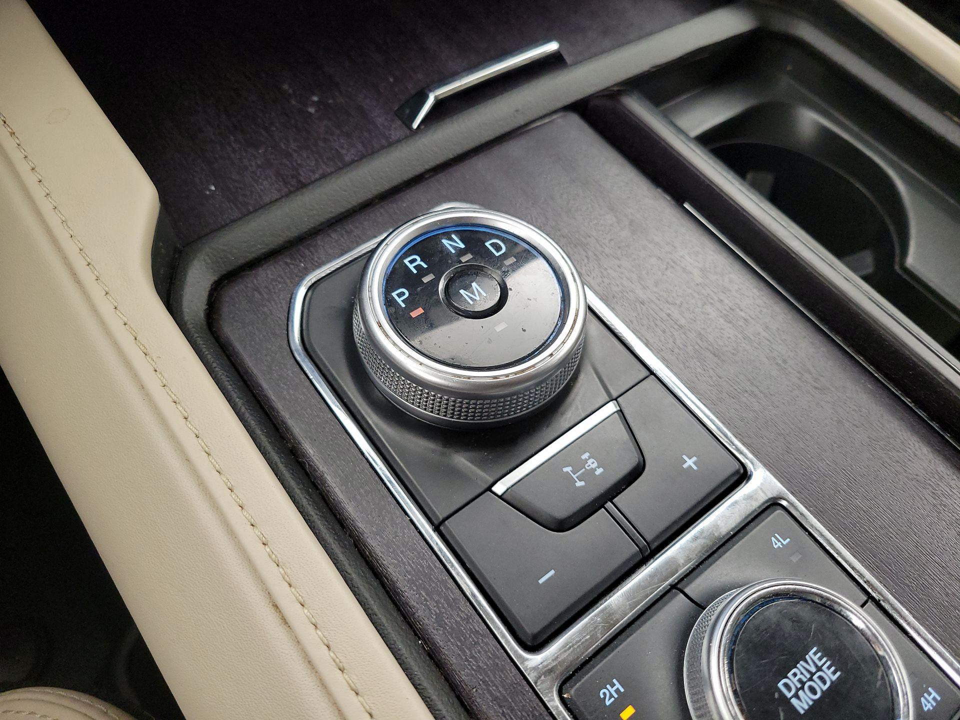 Thumbnail: 2022 Ford Expedition MAX - 18