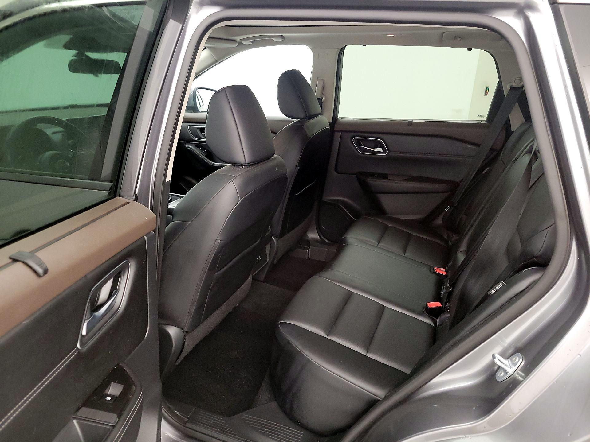 Thumbnail: 2021 Nissan Rogue - 17