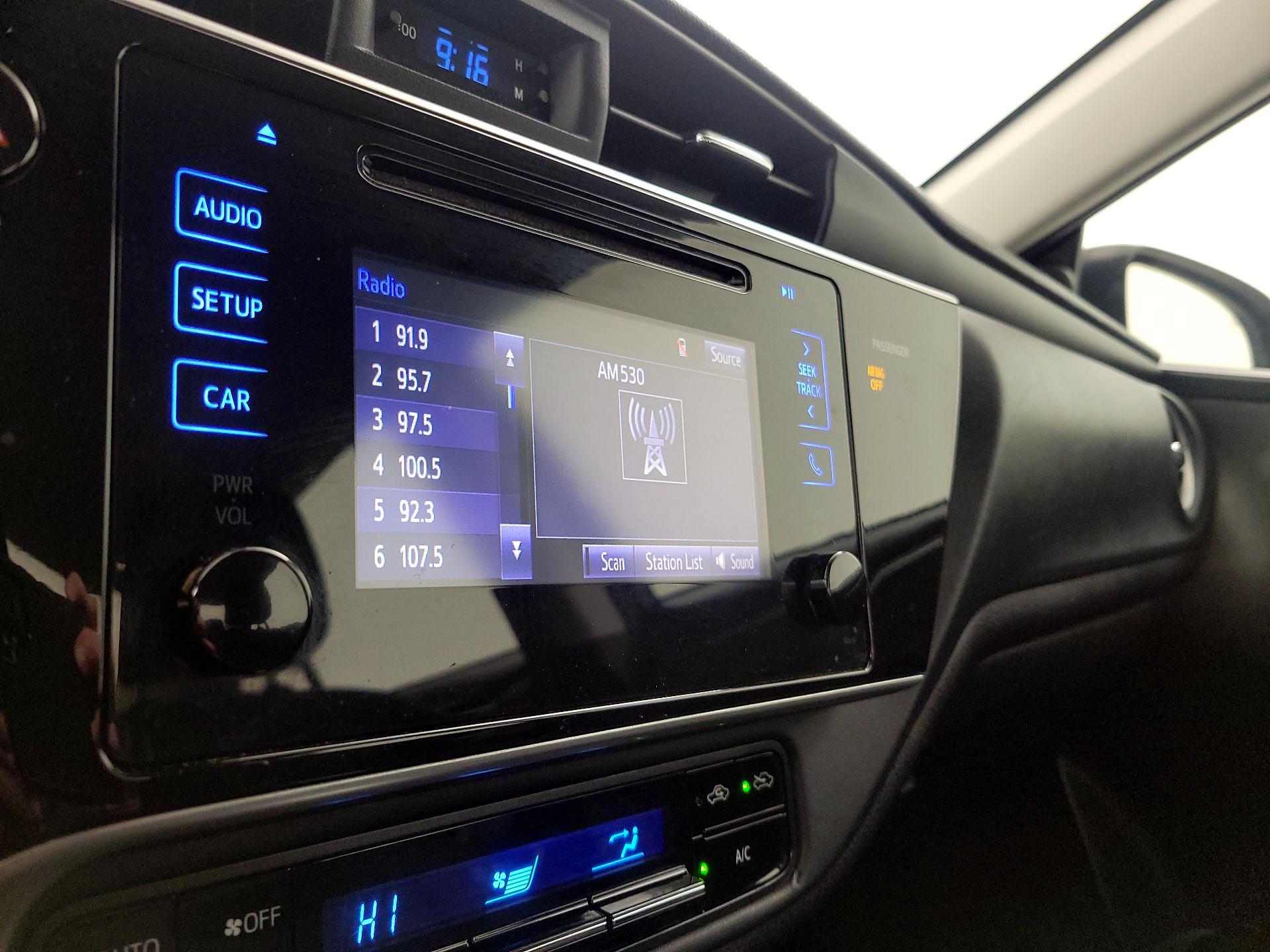 Thumbnail: 2017 Toyota Corolla - 15