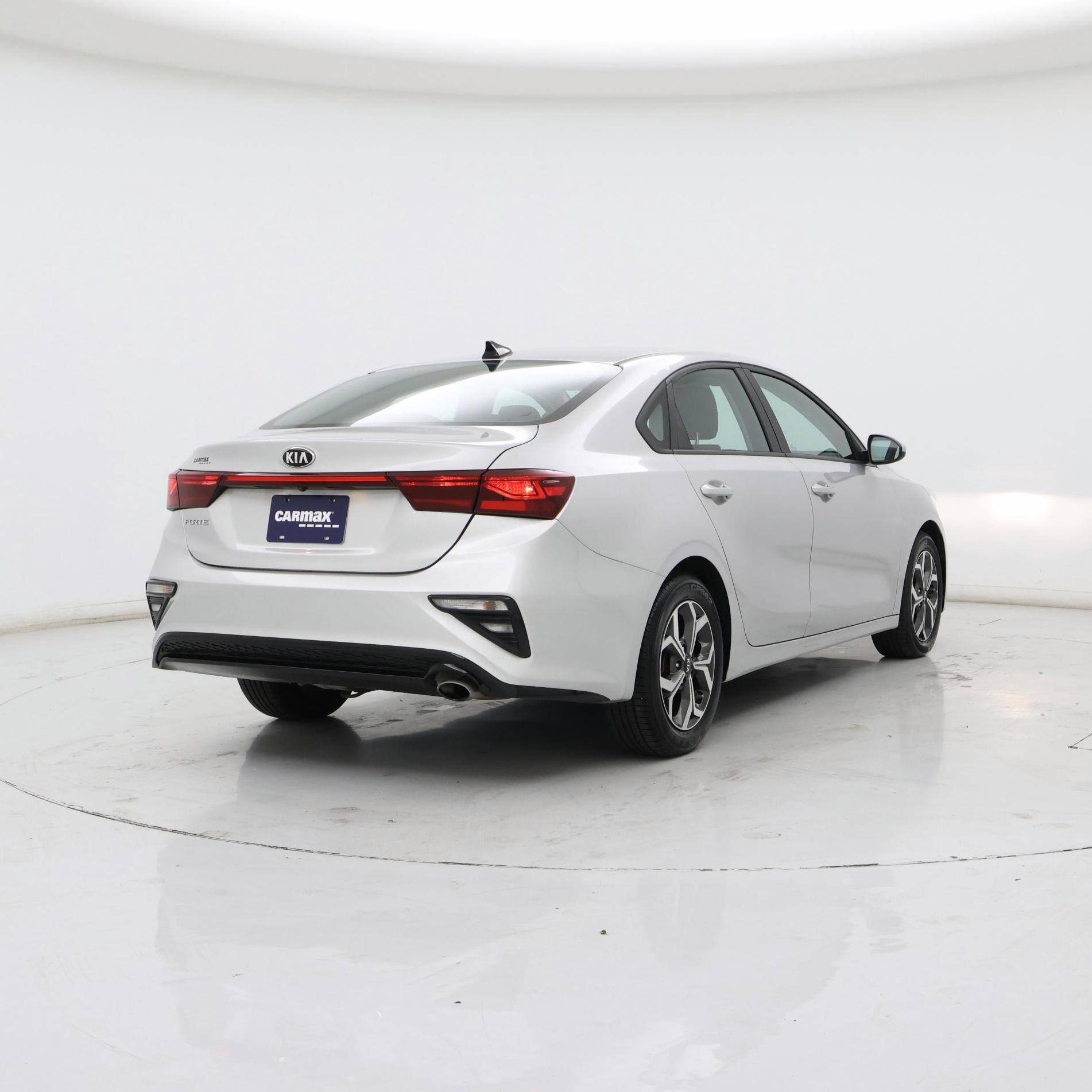 Thumbnail: 2021 Kia Forte - 8