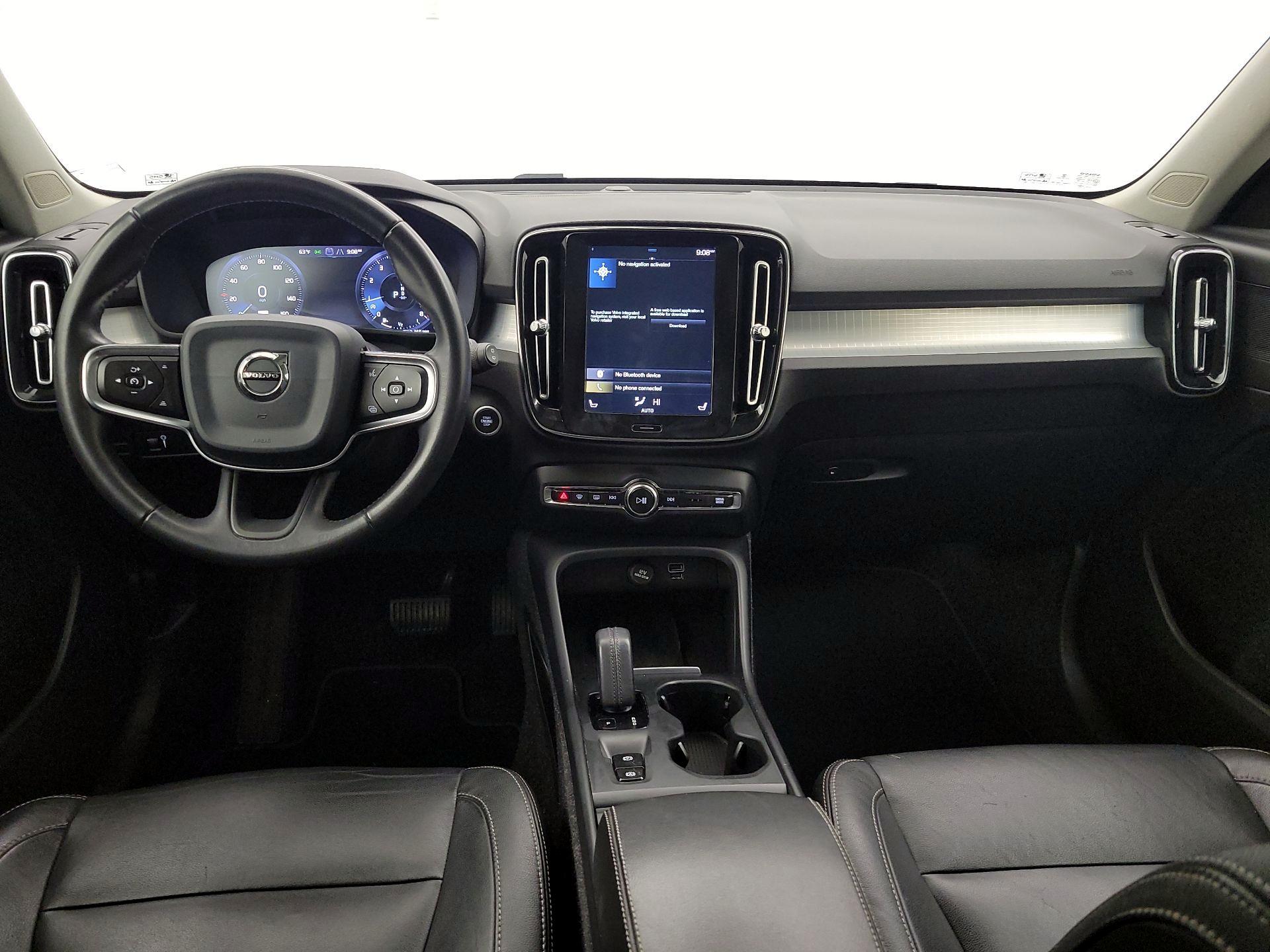 Thumbnail: 2020 Volvo XC40 - 9