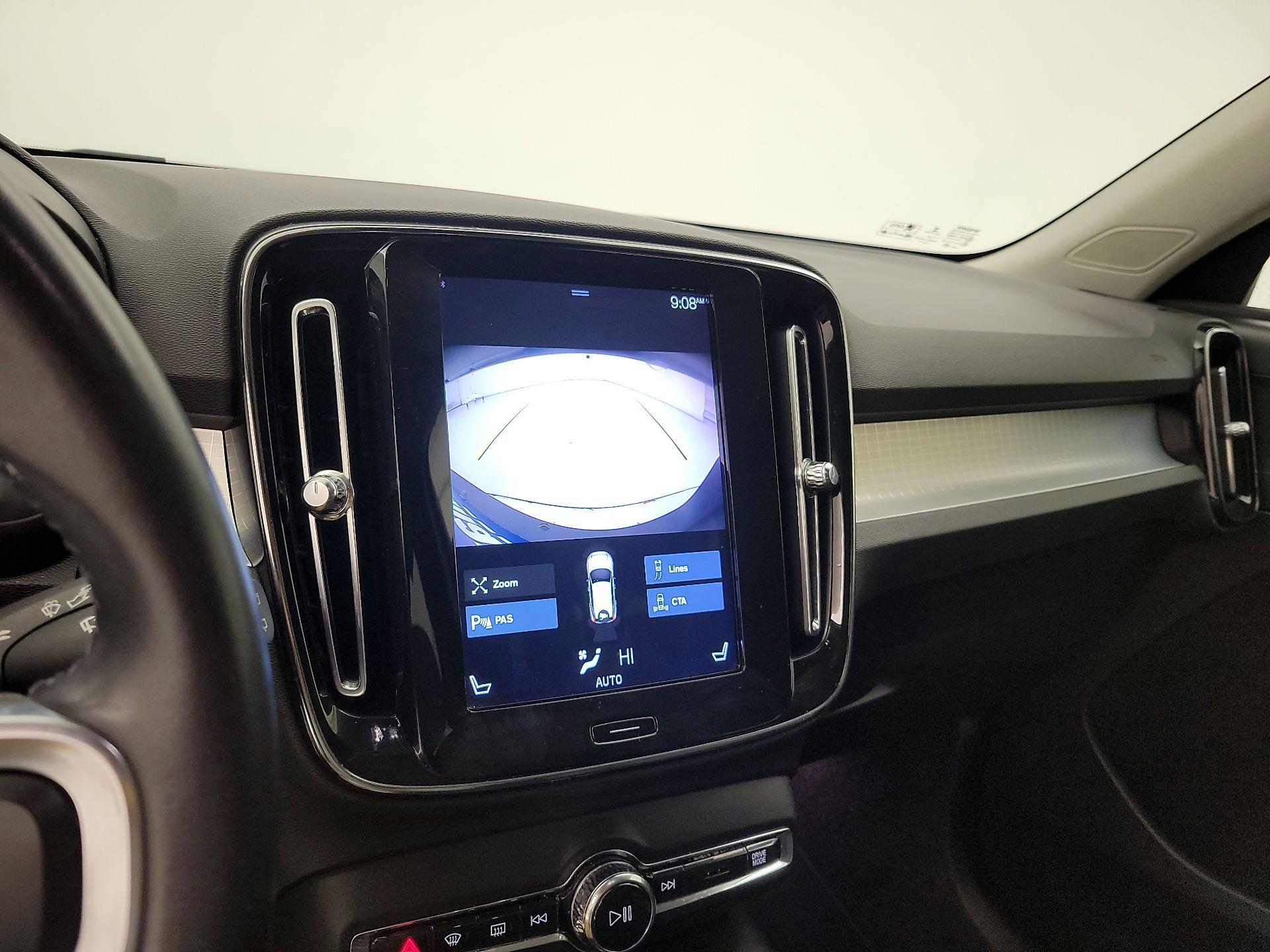 Thumbnail: 2020 Volvo XC40 - 13