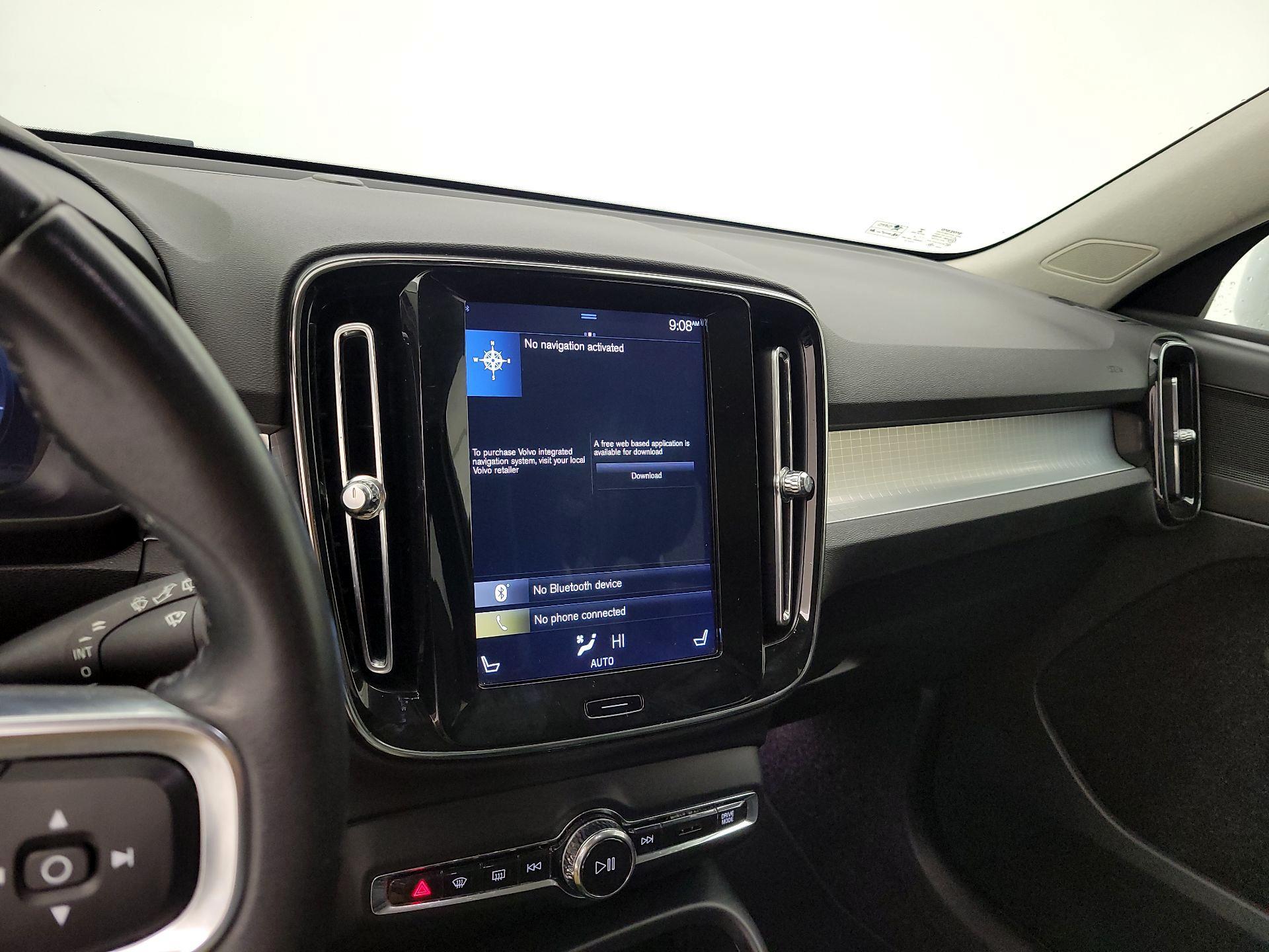 Thumbnail: 2020 Volvo XC40 - 14