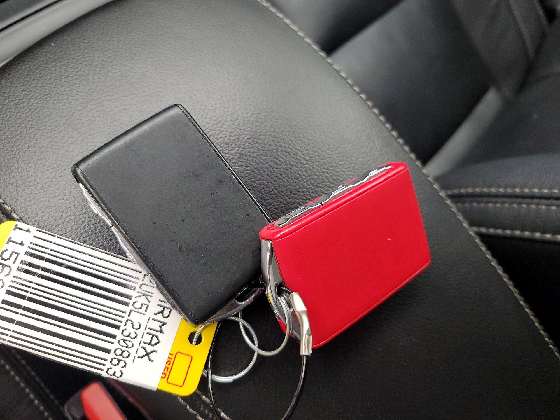 Thumbnail: 2020 Volvo XC40 - 20