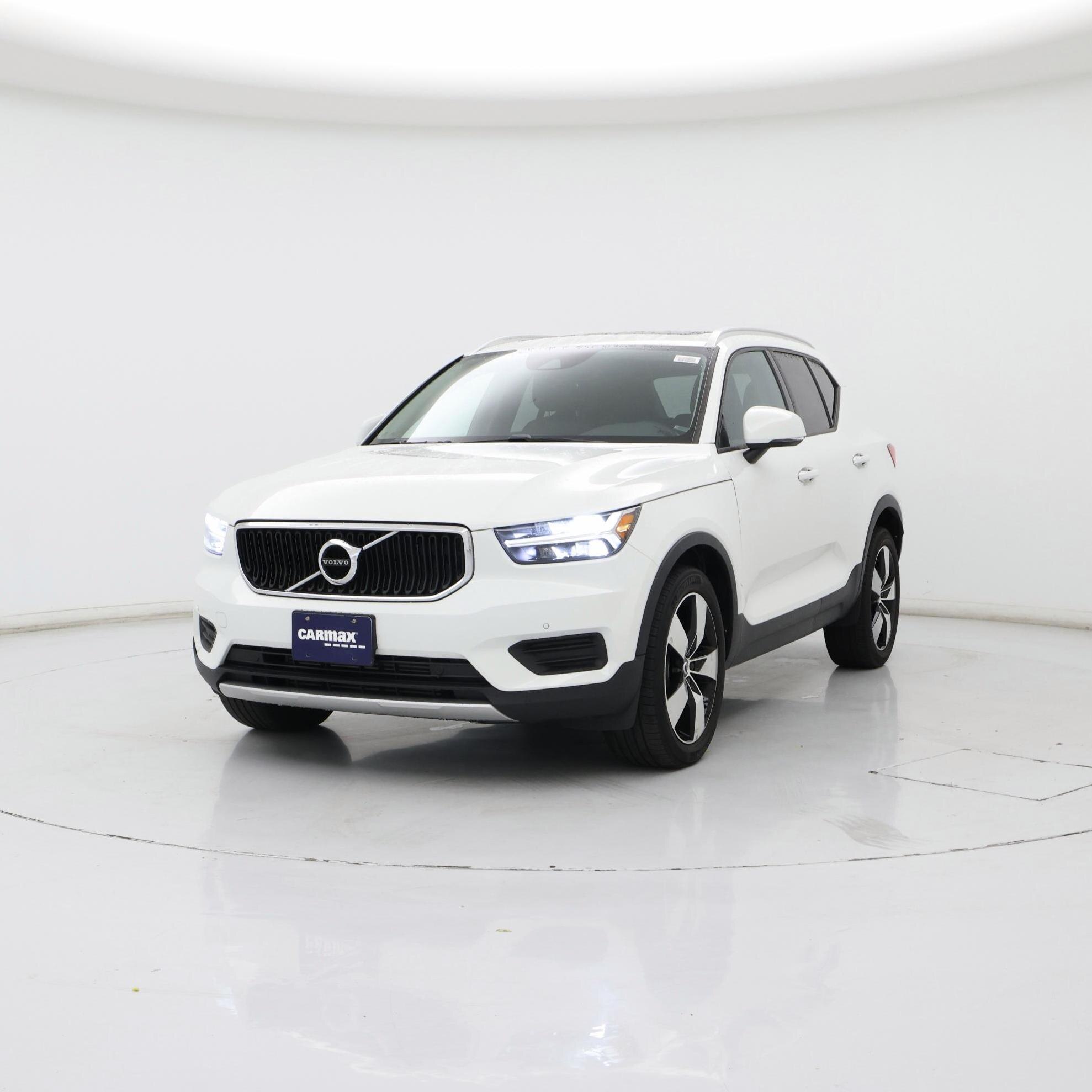 Thumbnail: 2020 Volvo XC40 - 4