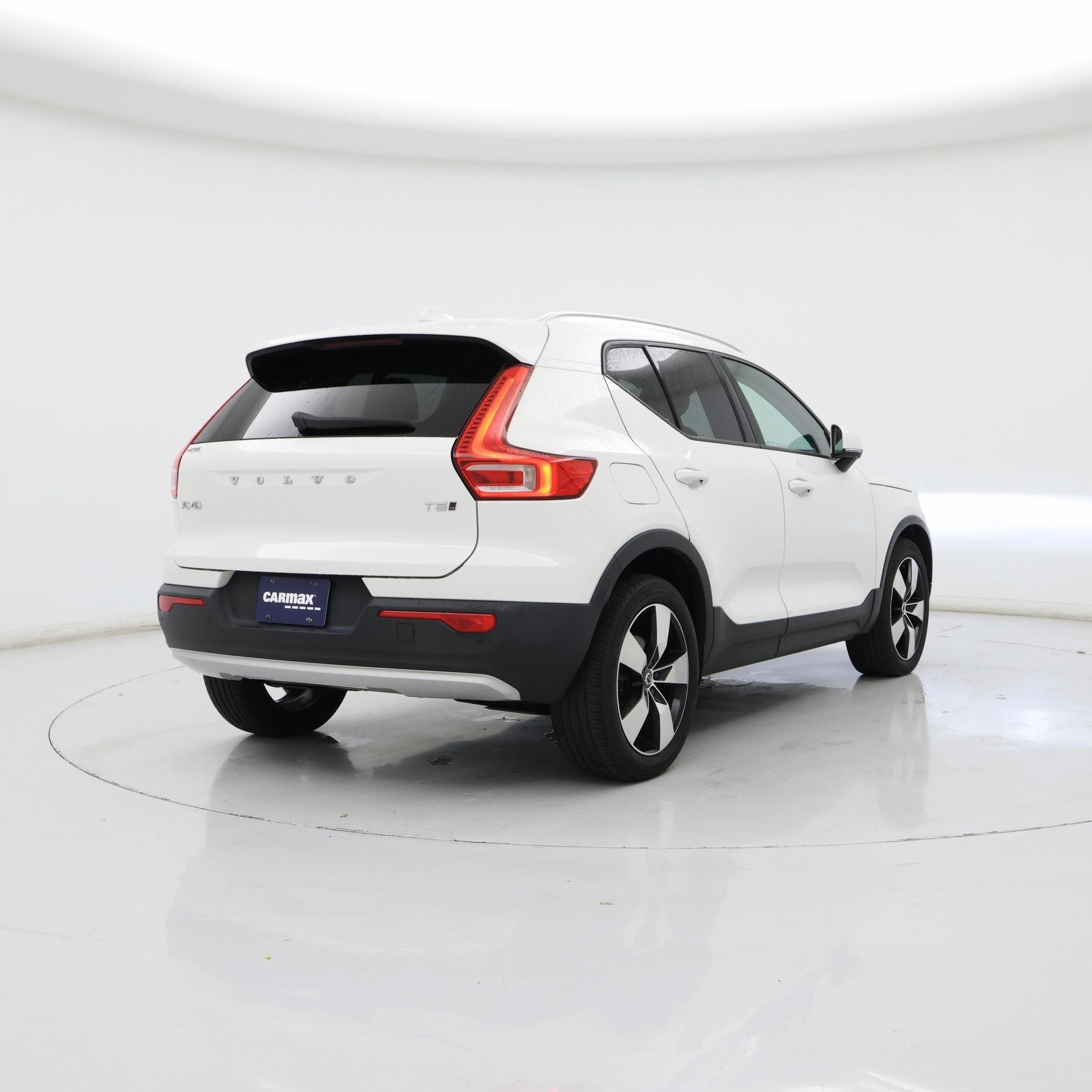 Thumbnail: 2020 Volvo XC40 - 8