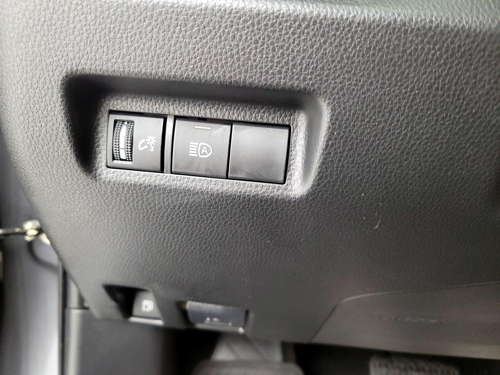 Thumbnail: 2023 Toyota RAV4 - 13