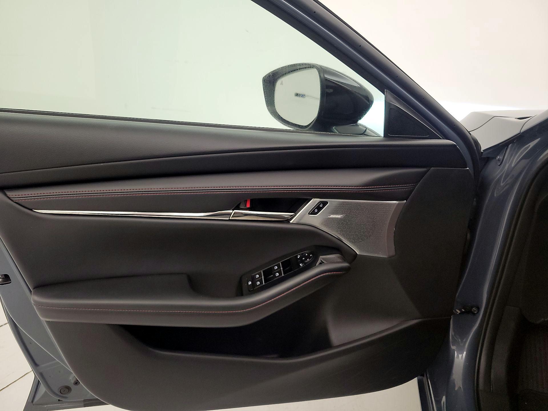 Thumbnail: 2023 Mazda Mazda3 - 12