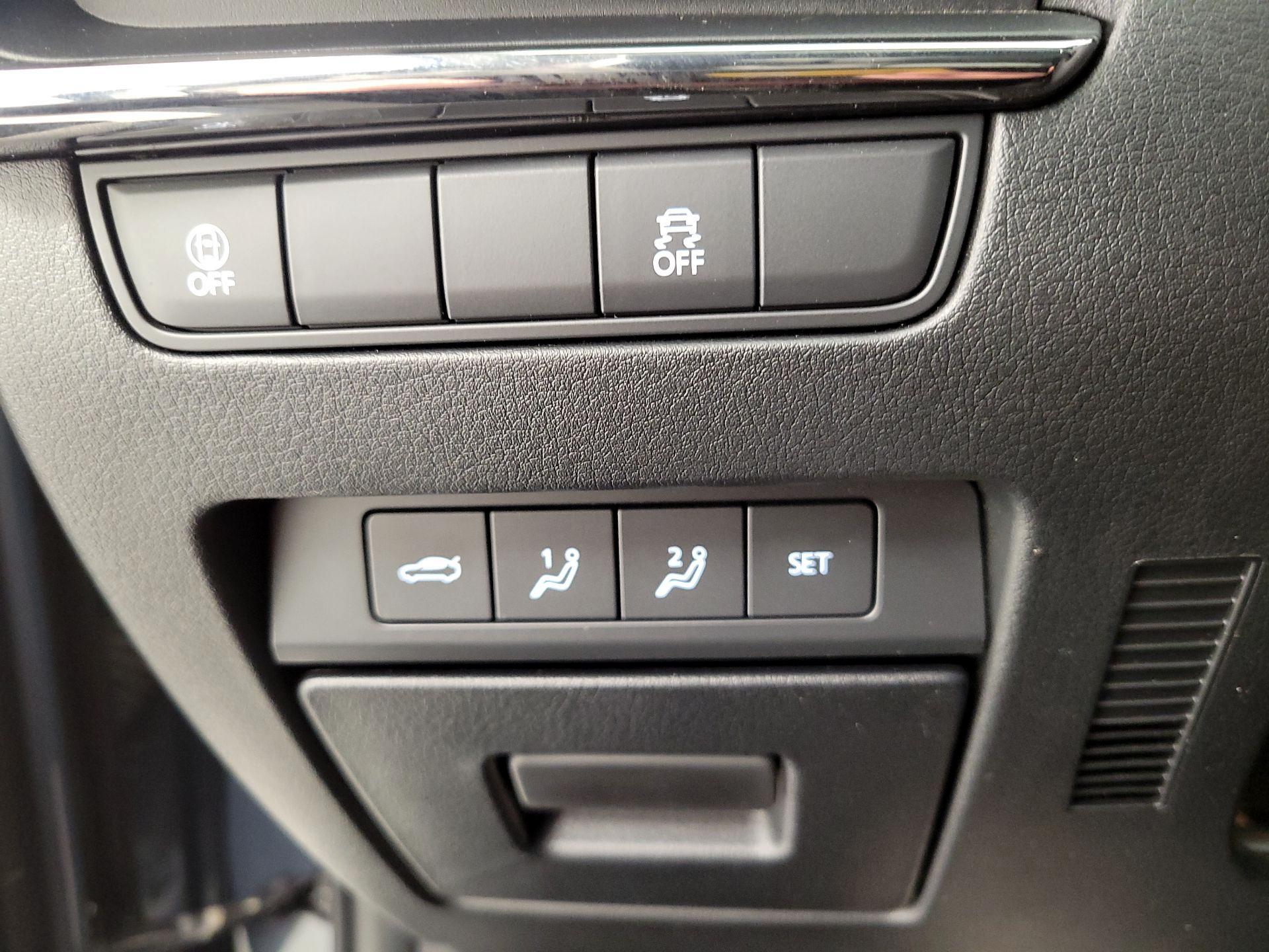 Thumbnail: 2023 Mazda Mazda3 - 13