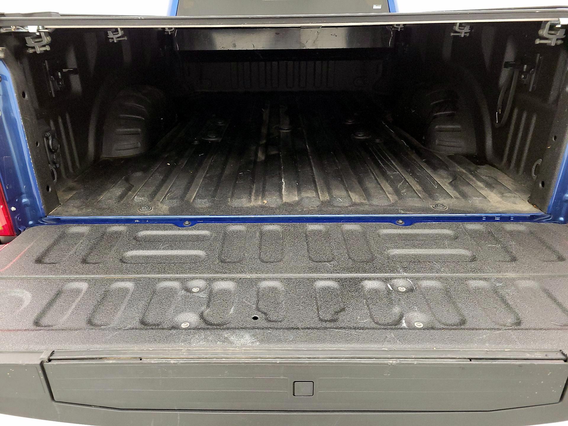 Thumbnail: 2022 Ford F-350 - 18