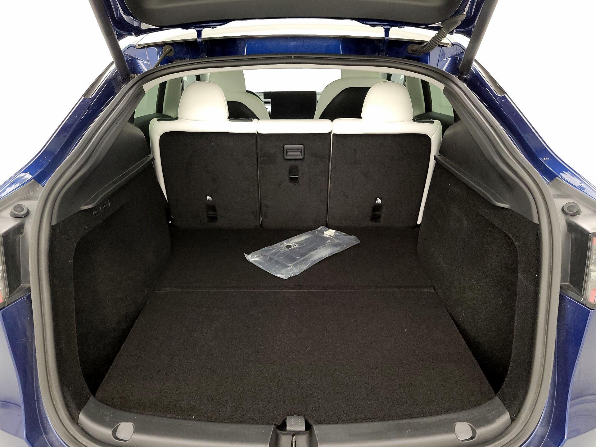 Thumbnail: 2025 Tesla Model Y - 18