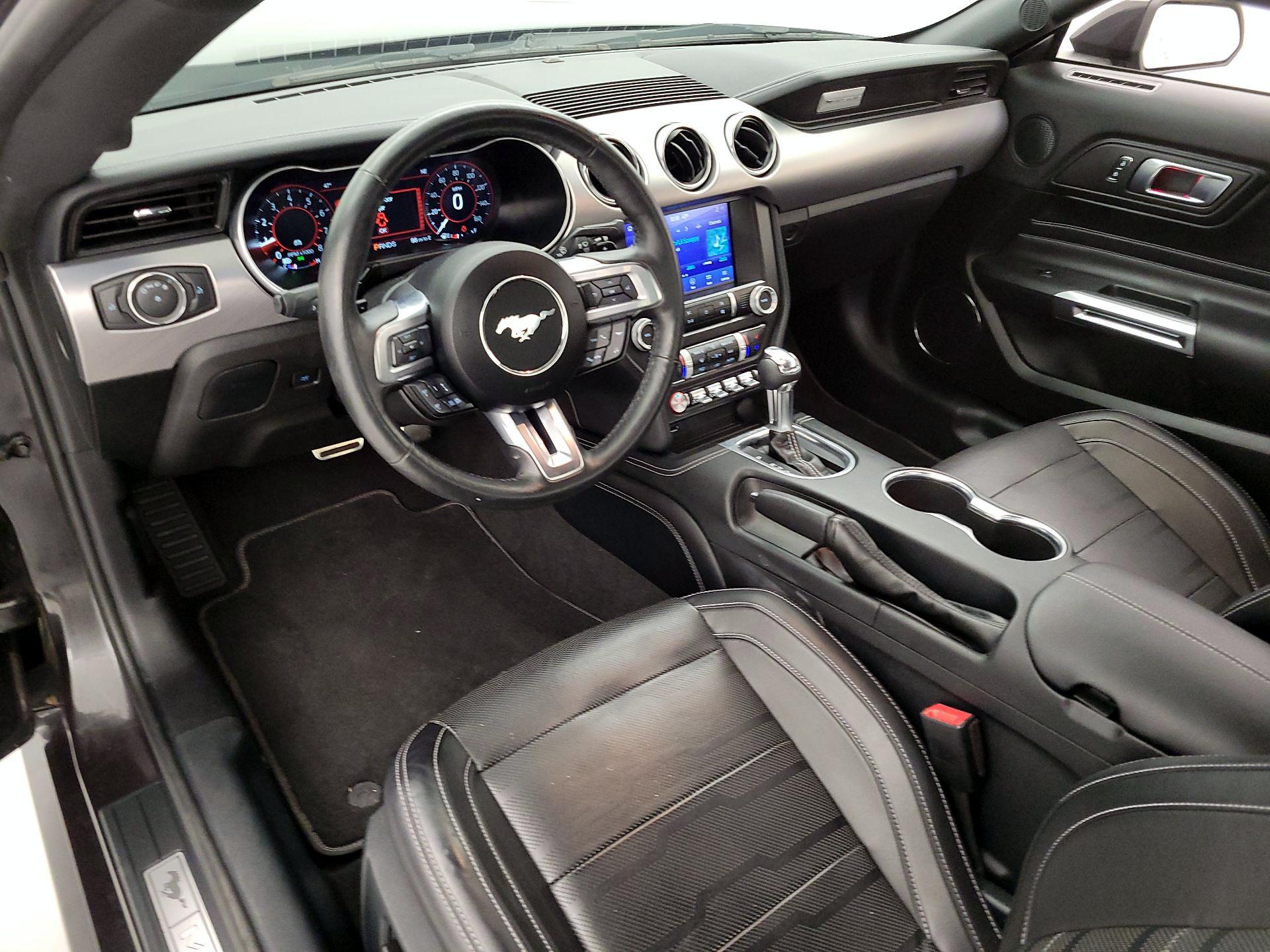 Thumbnail: 2022 Ford Mustang - 9