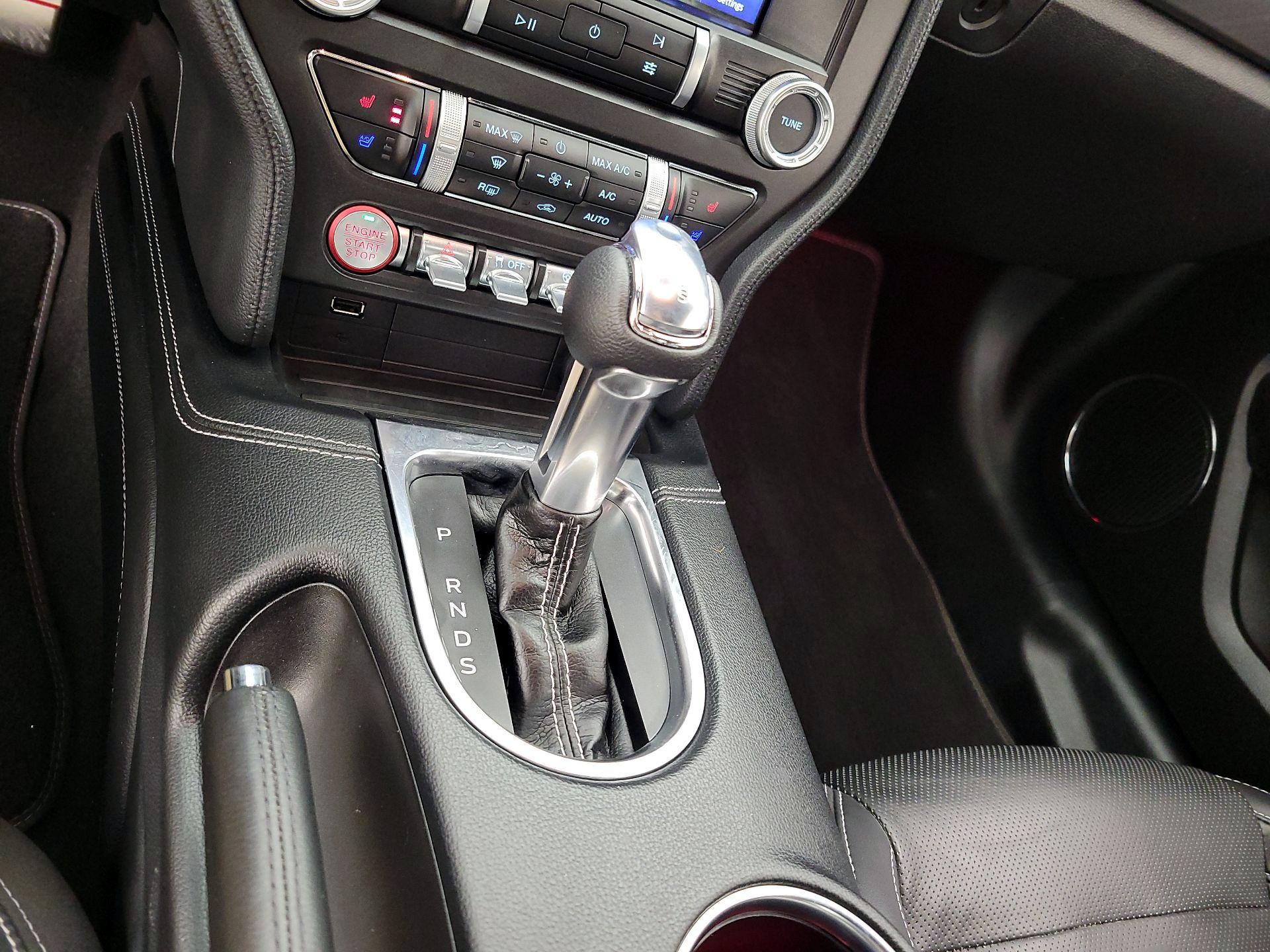 Thumbnail: 2022 Ford Mustang - 16