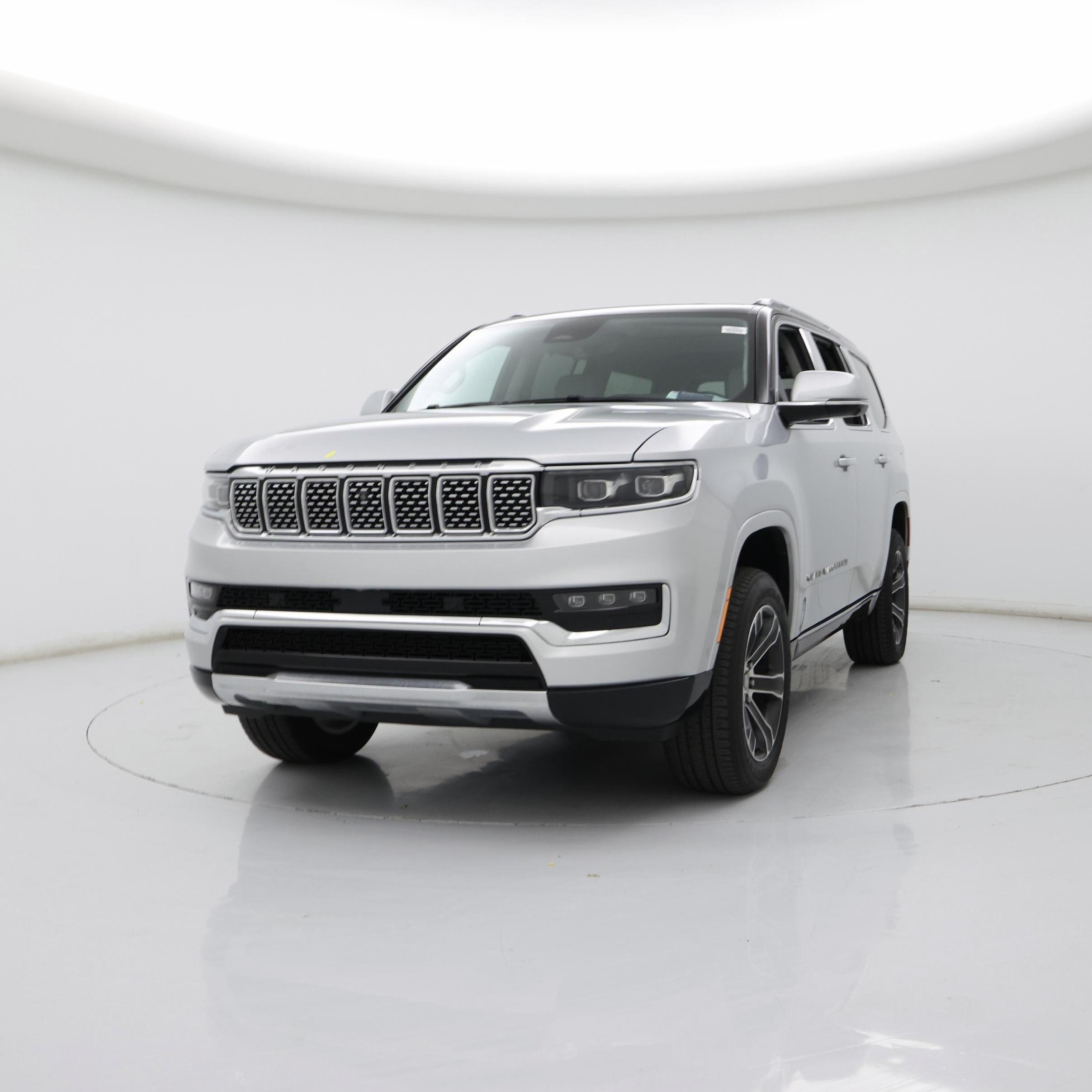 Thumbnail: 2022 Jeep Grand Wagoneer - 4