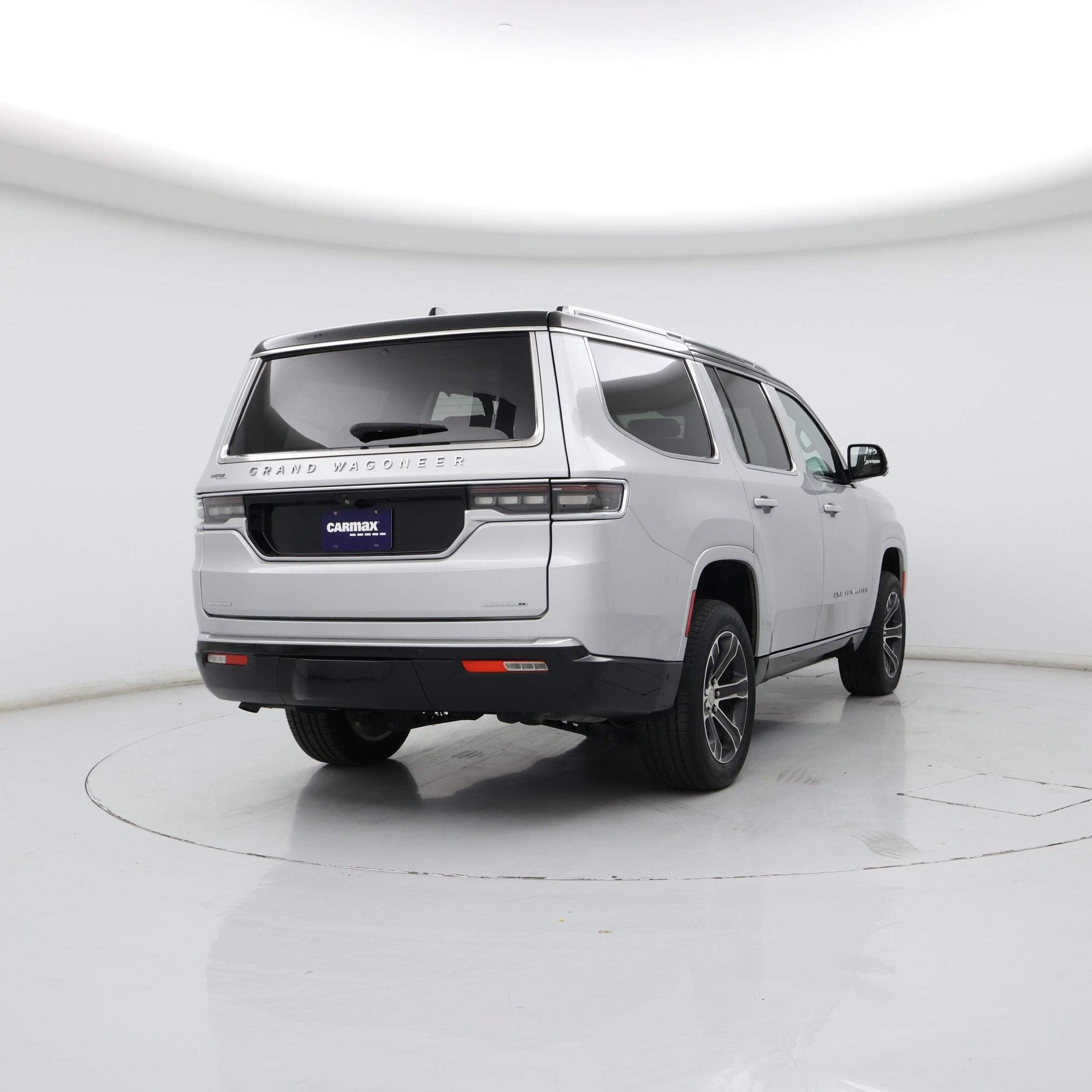 Thumbnail: 2022 Jeep Grand Wagoneer - 8