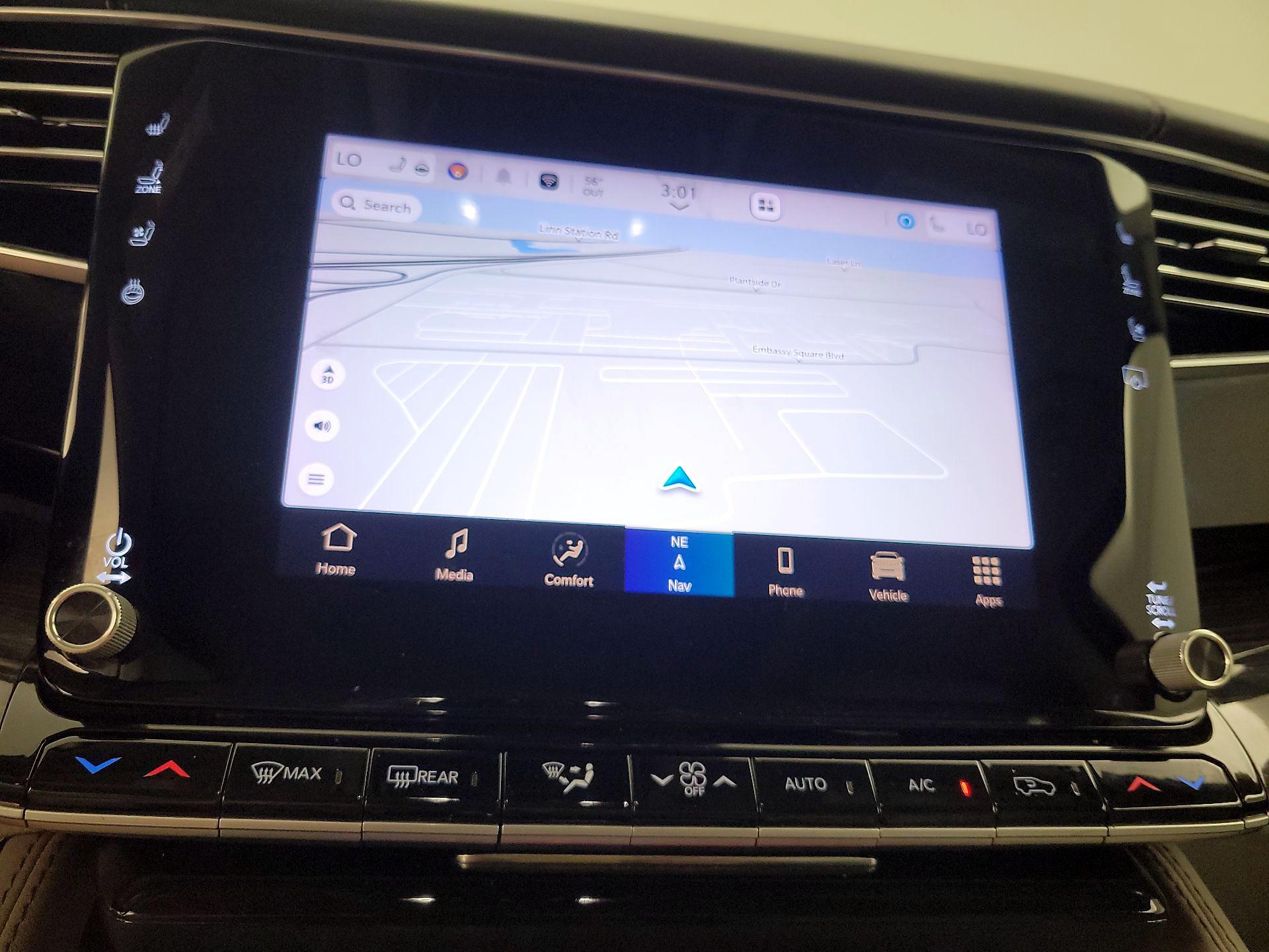 Thumbnail: 2022 Jeep Wagoneer - 14