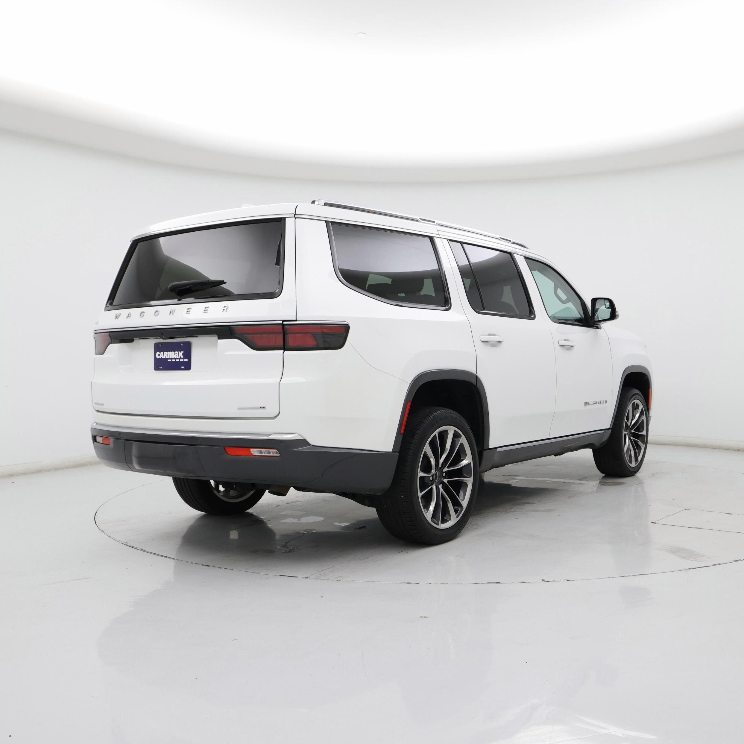 Thumbnail: 2022 Jeep Wagoneer - 8