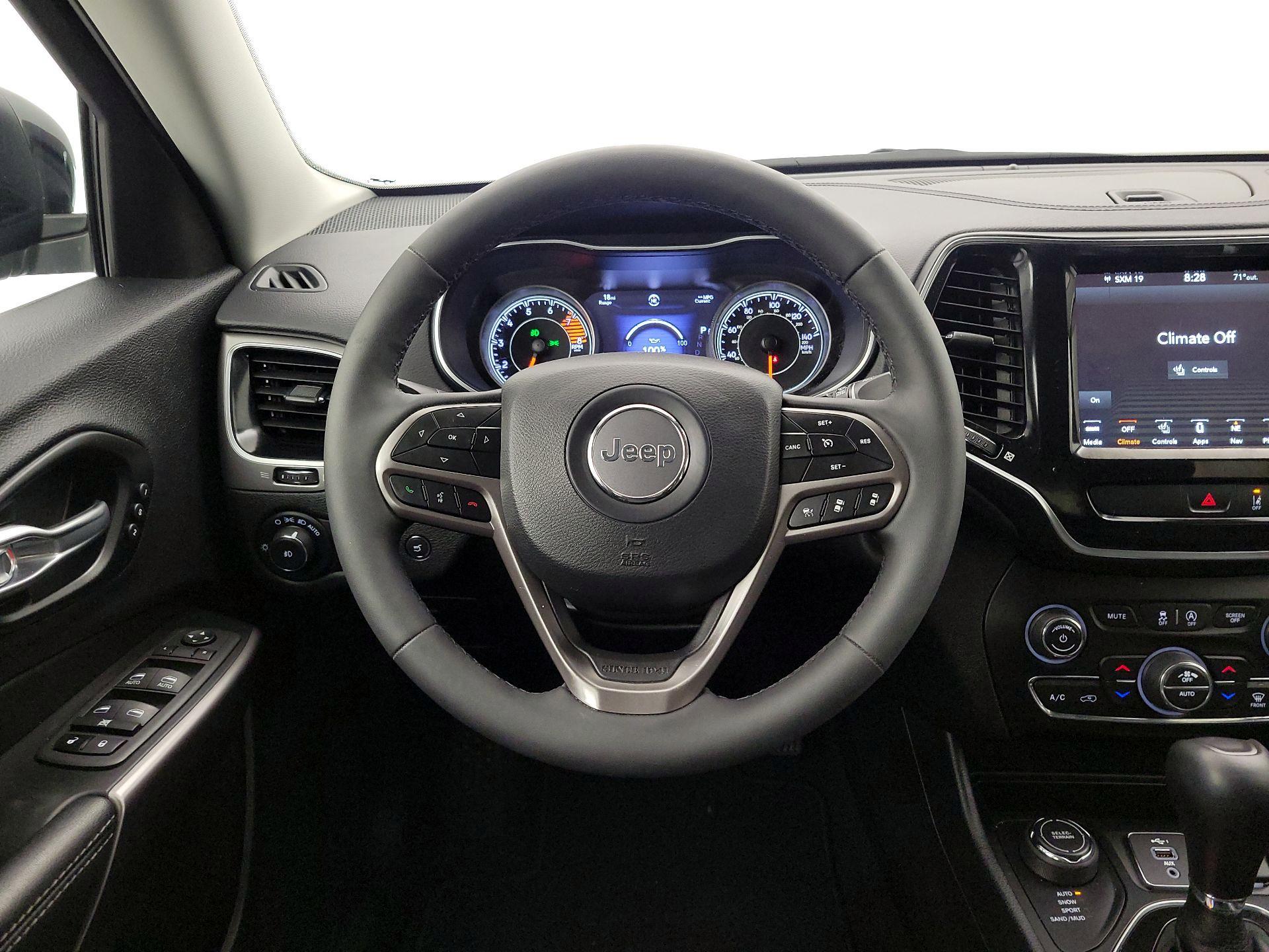 Thumbnail: 2022 Jeep Cherokee - 10