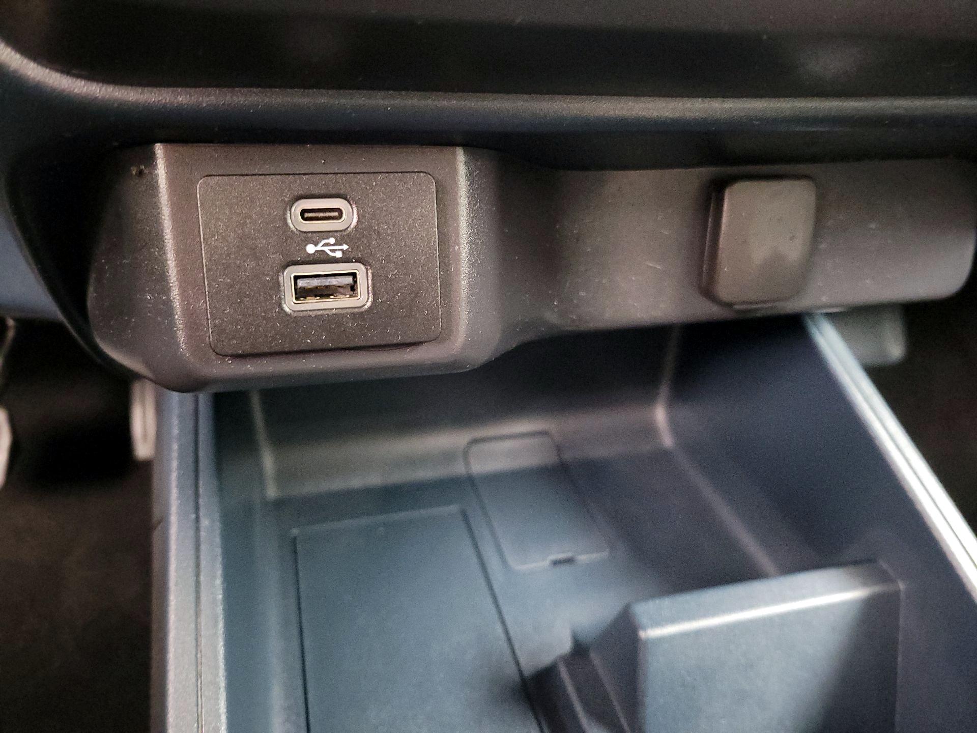 Thumbnail: 2022 Ford Maverick - 19