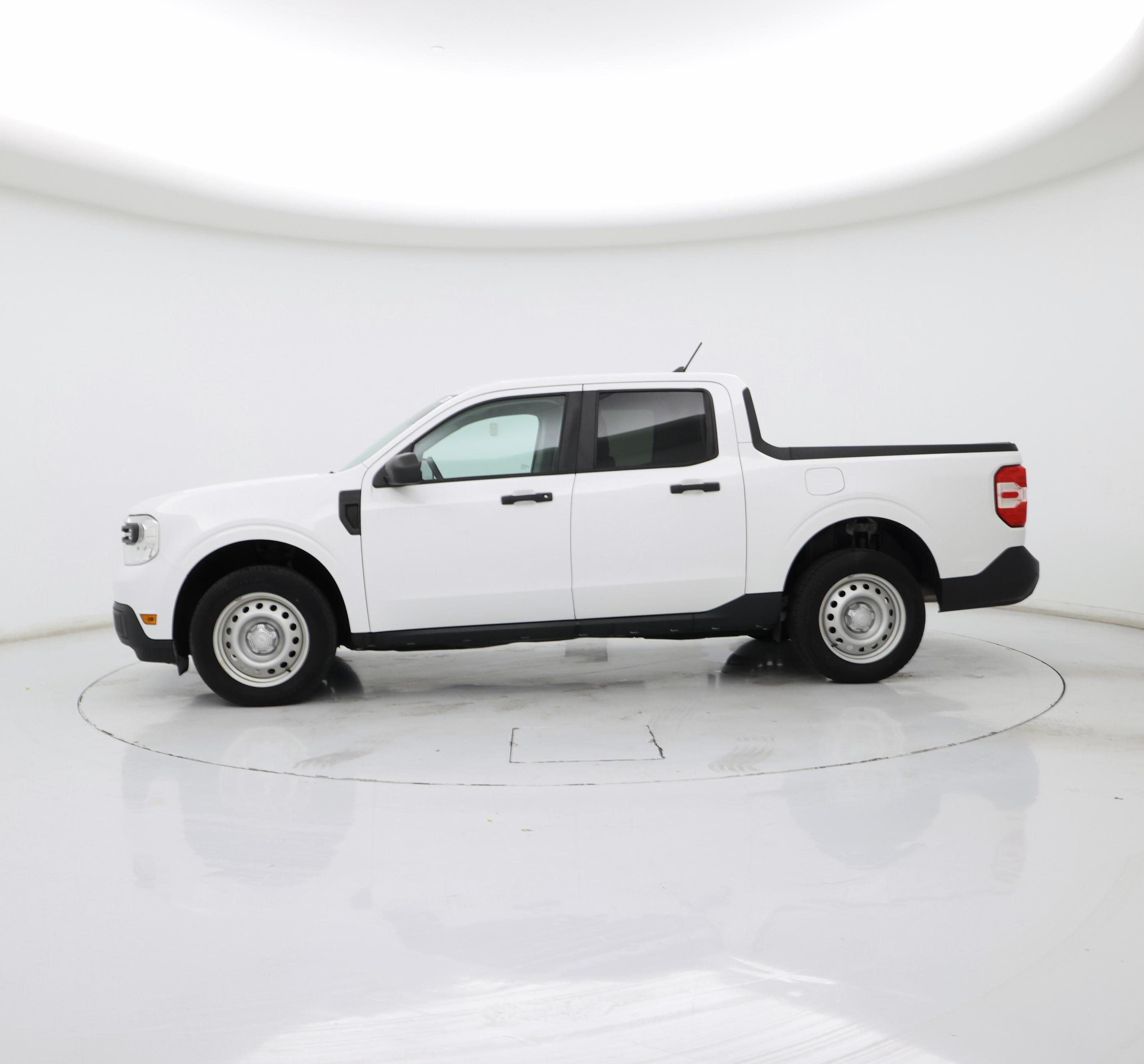 Thumbnail: 2022 Ford Maverick - 3