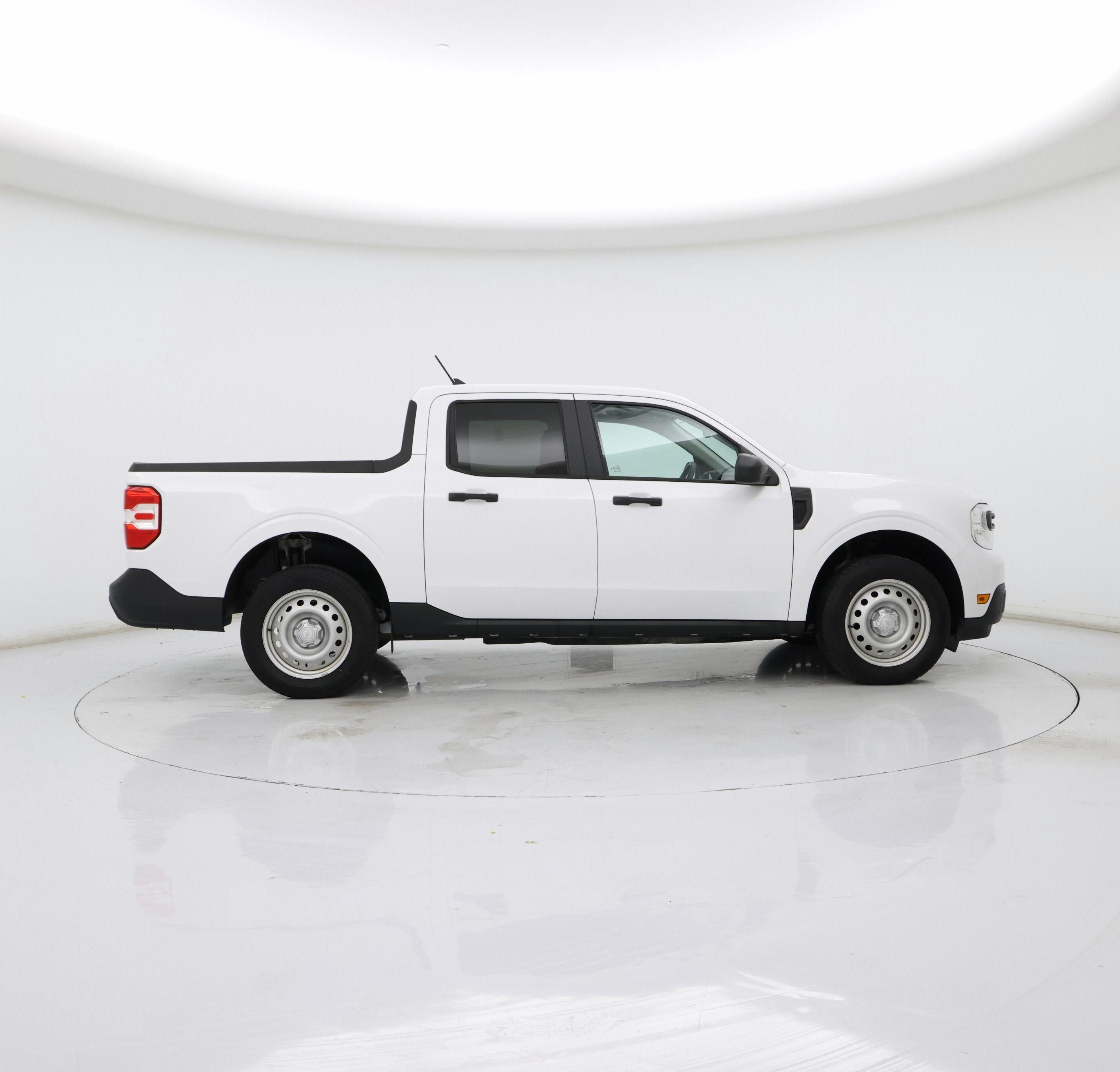 Thumbnail: 2022 Ford Maverick - 7