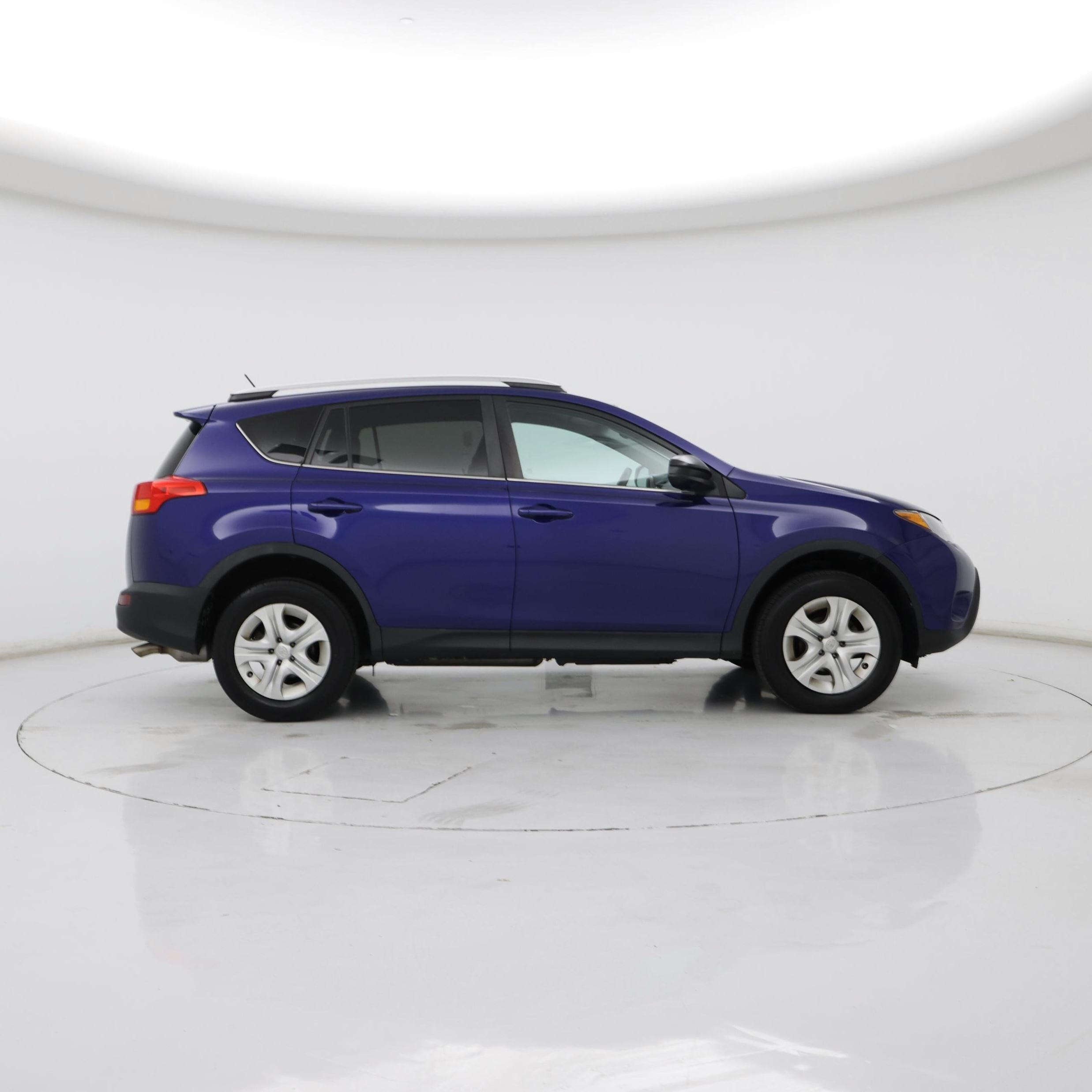 Thumbnail: 2015 Toyota RAV4 - 7
