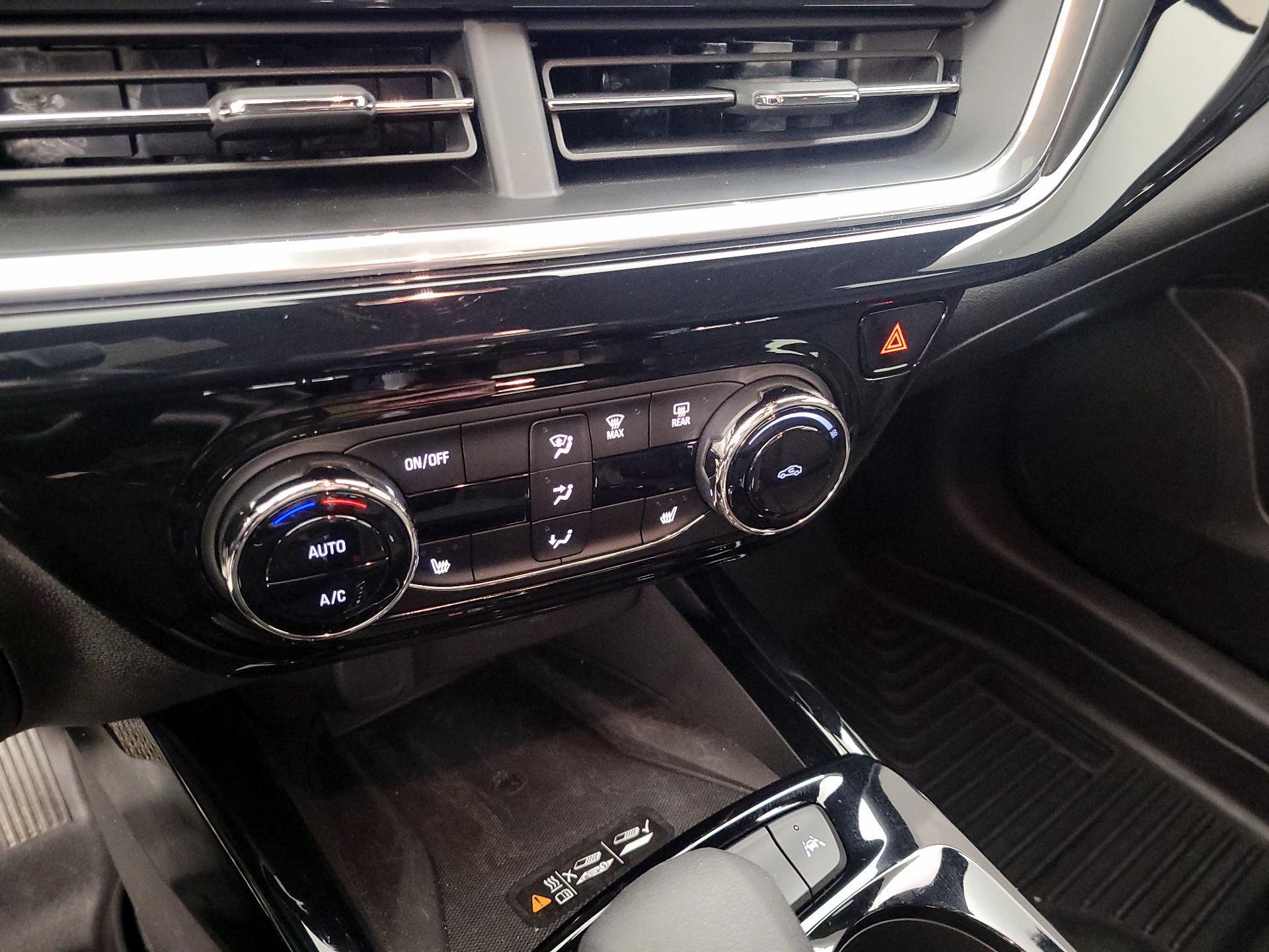 Thumbnail: 2025 Chevrolet Trax - 16