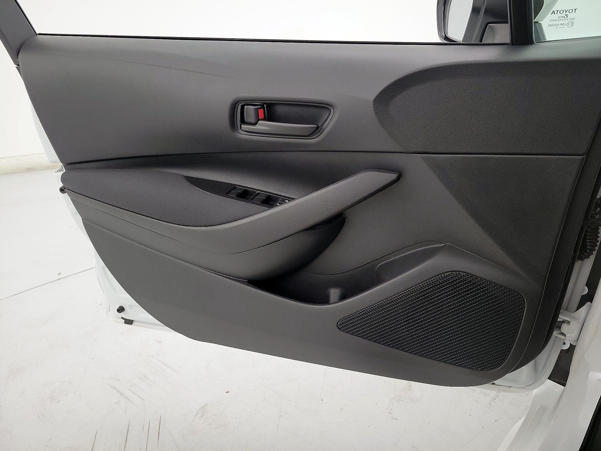 Thumbnail: 2025 Toyota Corolla - 12