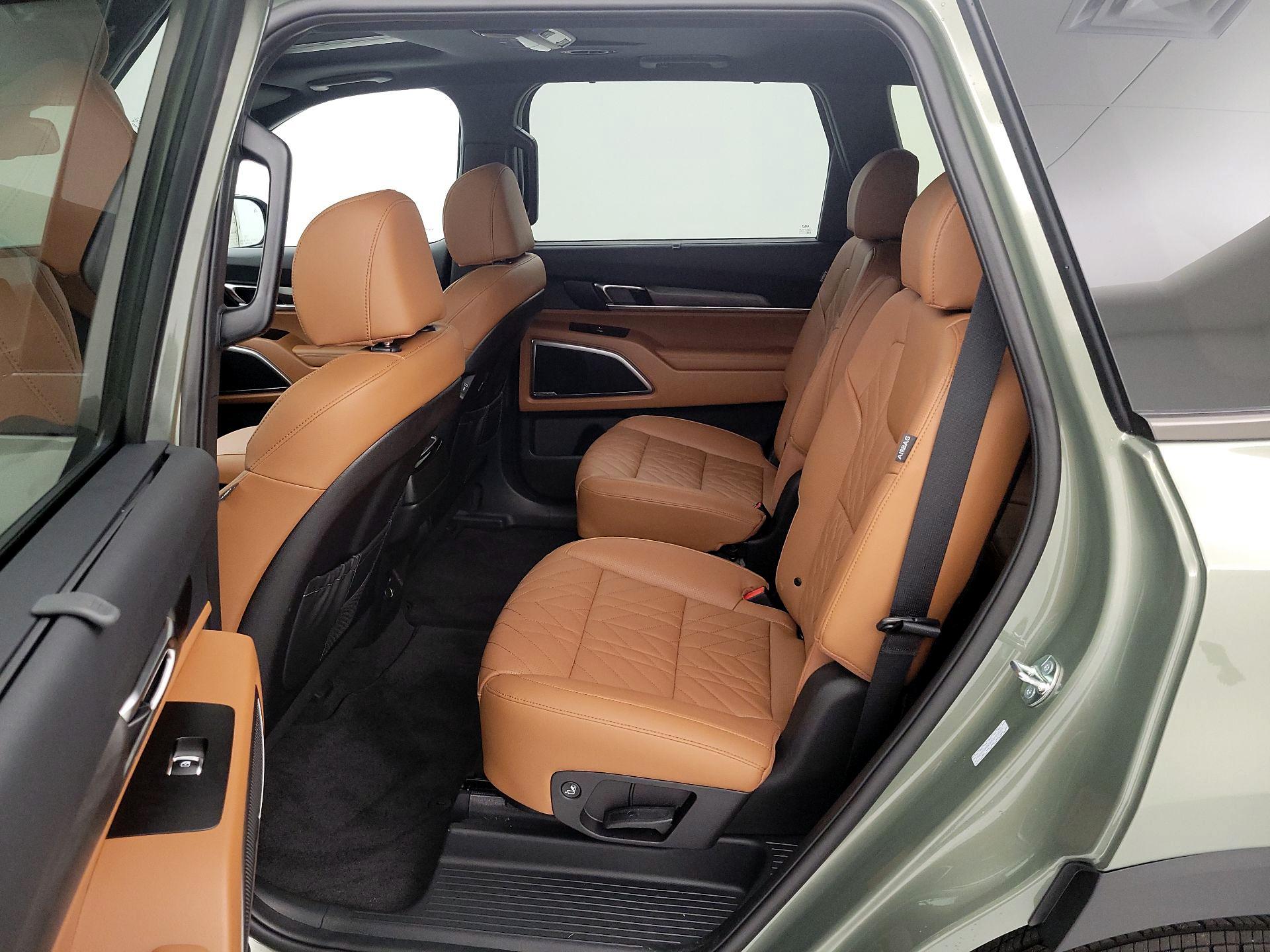 Thumbnail: 2025 Kia Telluride - 19