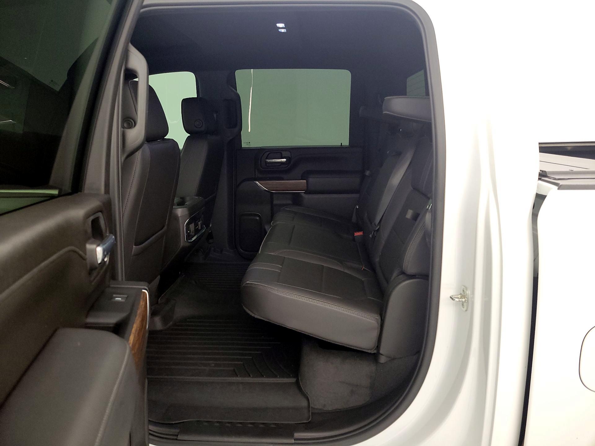 Thumbnail: 2022 Chevrolet Silverado 3500 - 20