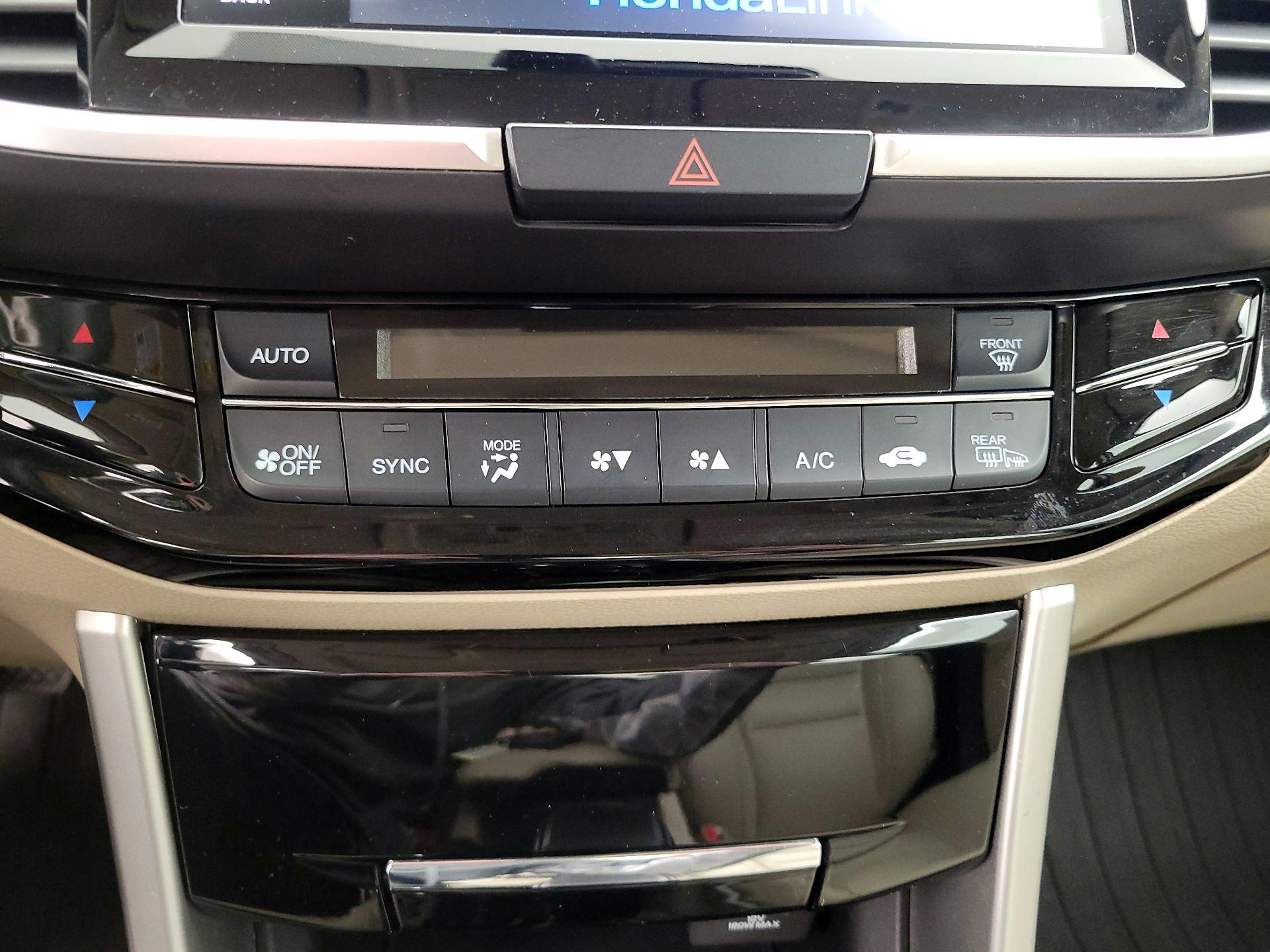 Thumbnail: 2017 Honda Accord - 17