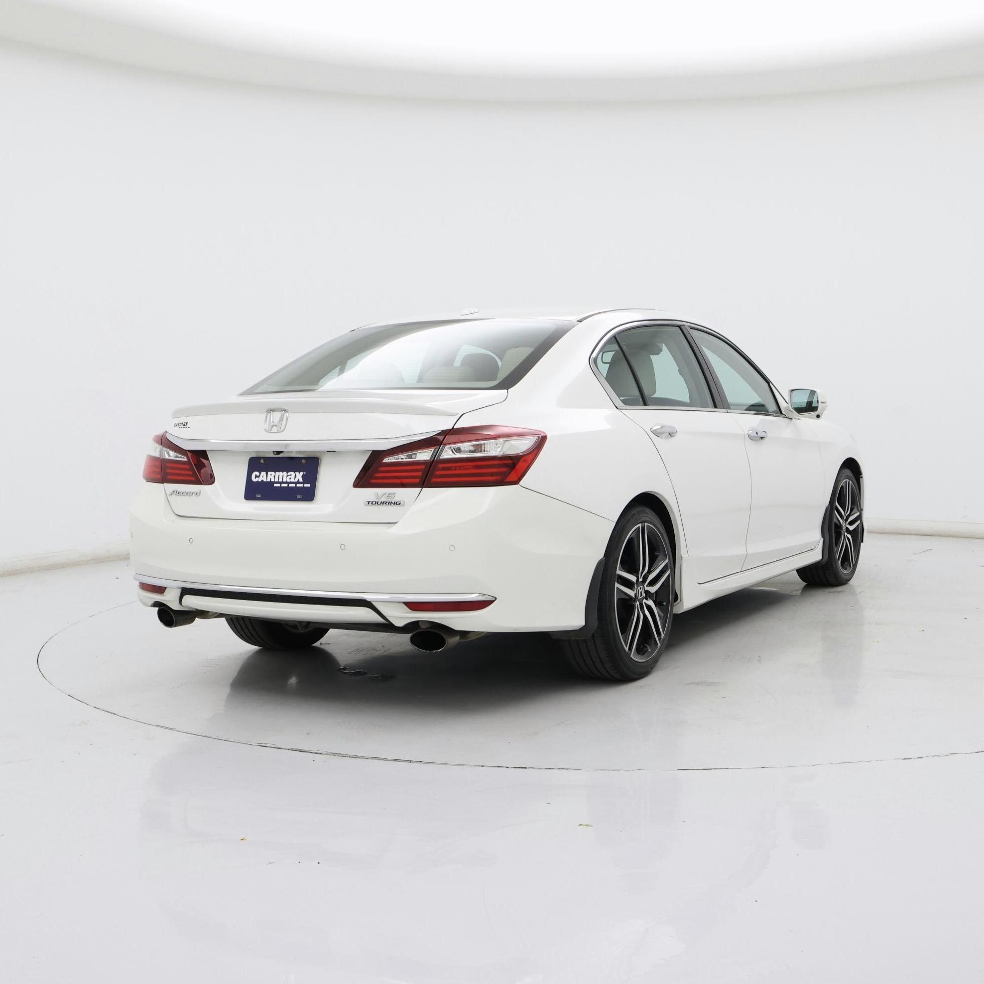 Thumbnail: 2017 Honda Accord - 8