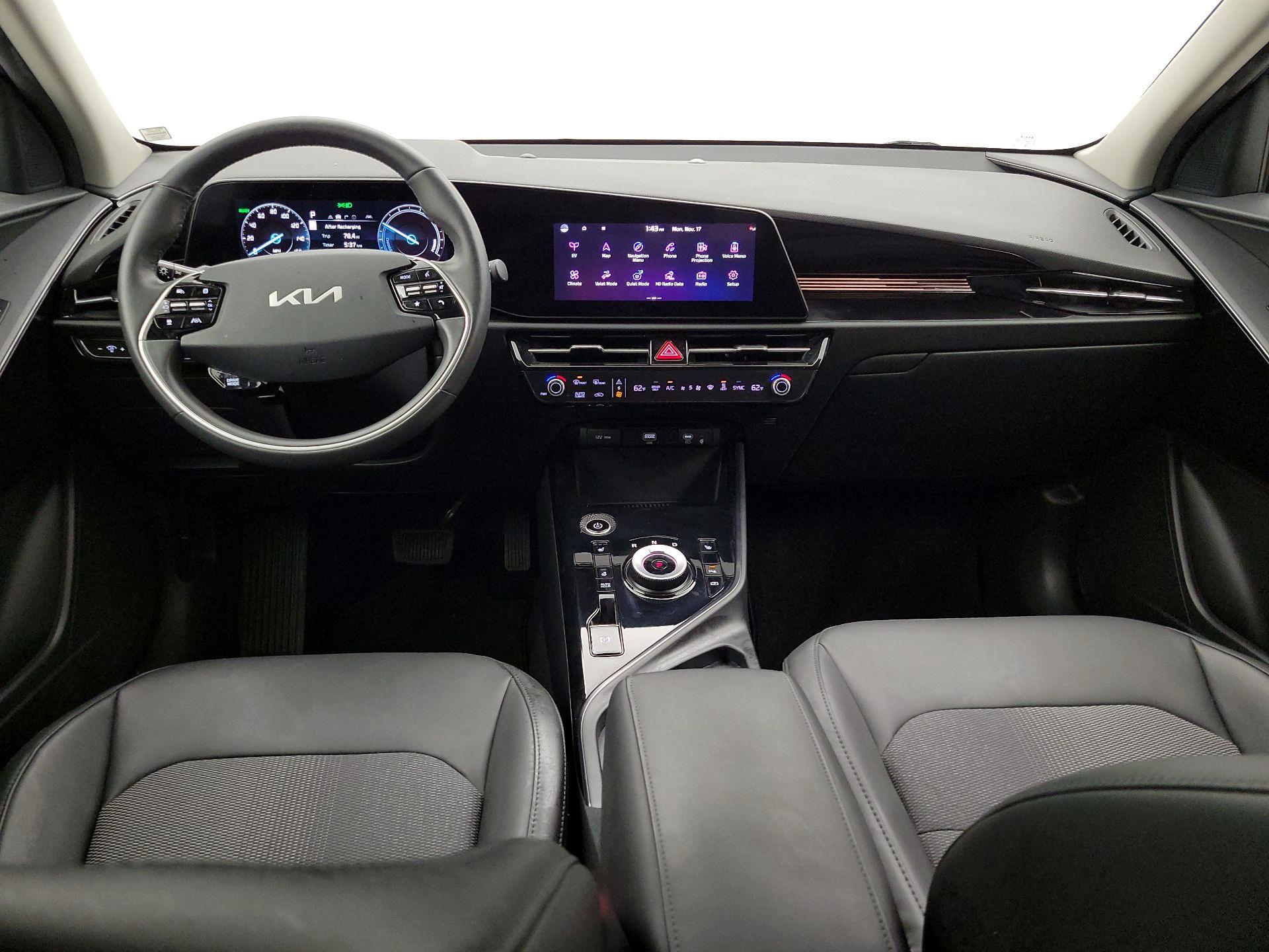 Thumbnail: 2023 Kia Niro - 9