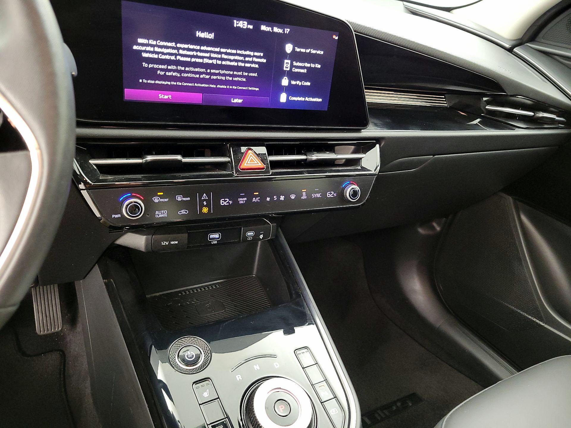 Thumbnail: 2023 Kia Niro - 15