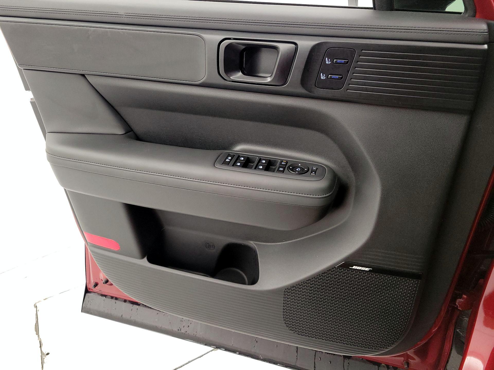 Thumbnail: 2024 Hyundai Santa Fe - 12