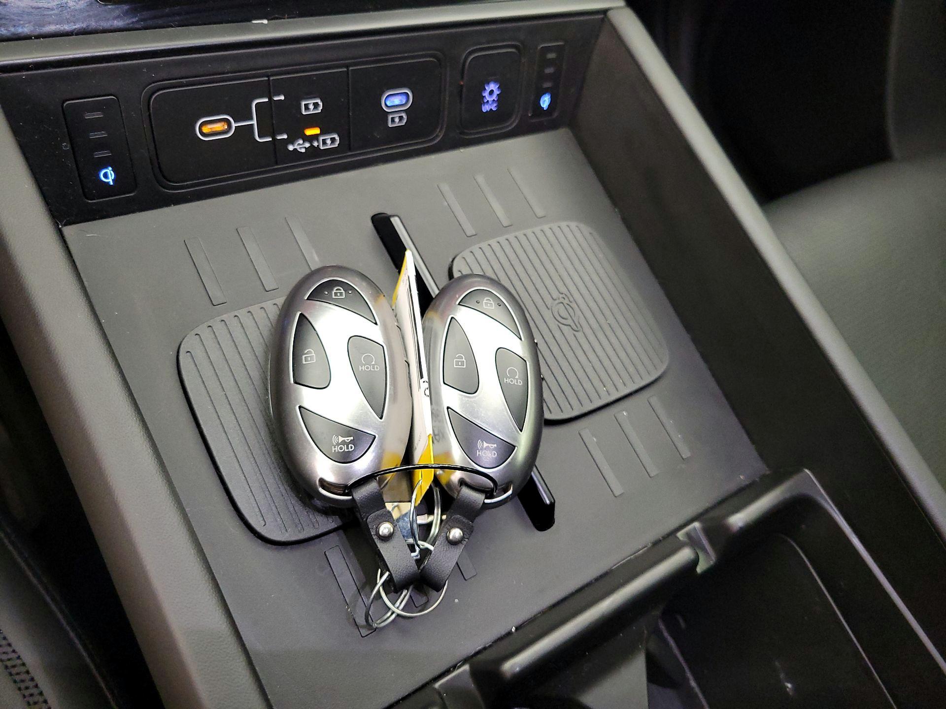 Thumbnail: 2024 Hyundai Santa Fe - 20