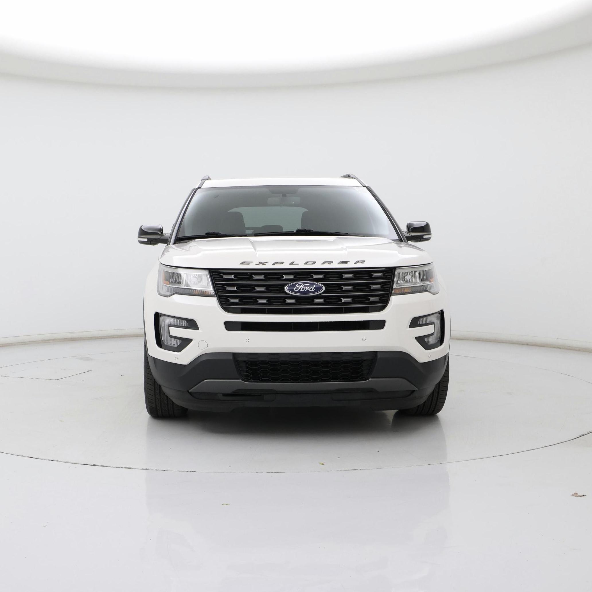 Thumbnail: 2017 Ford Explorer - 5