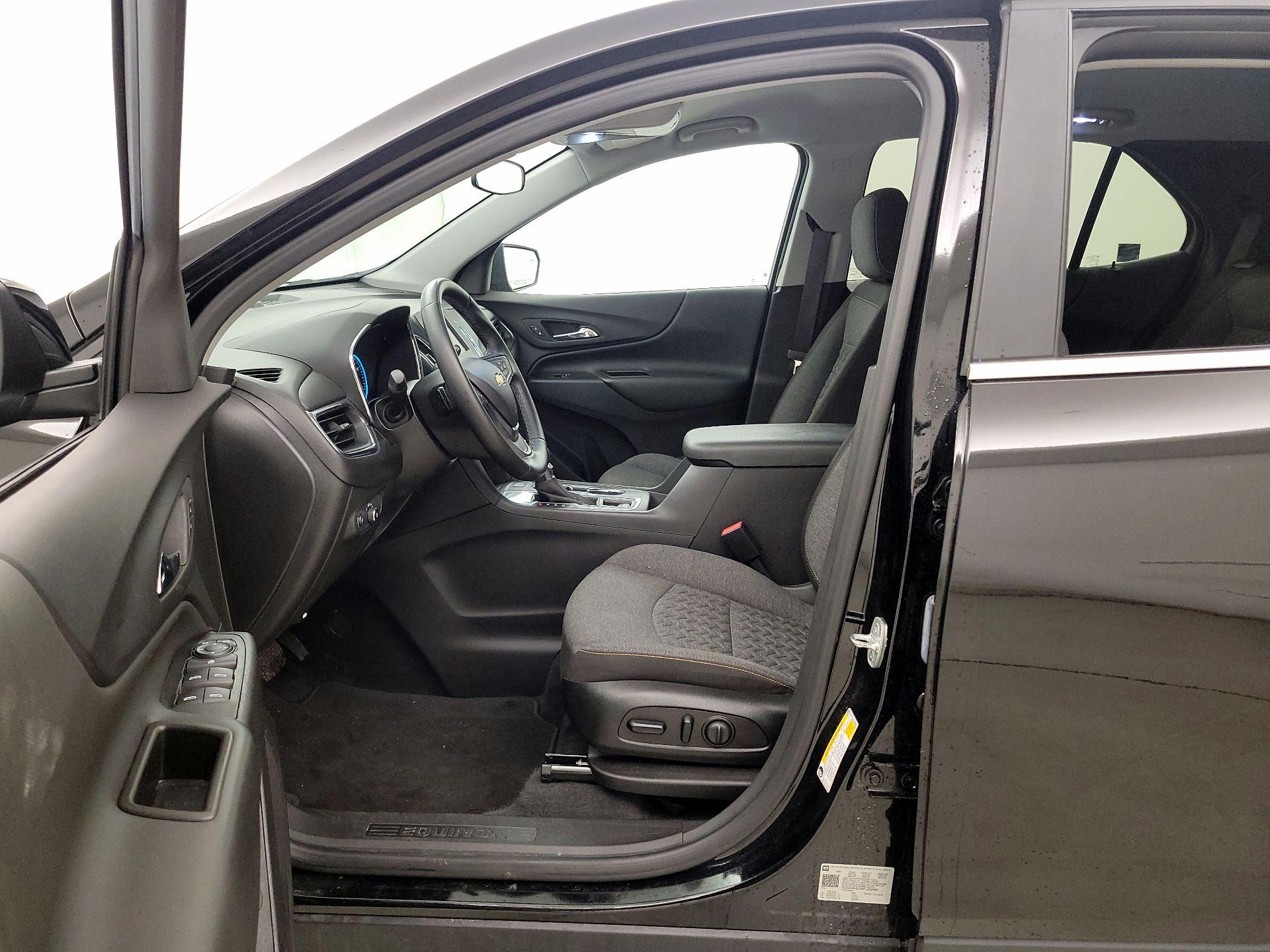 Thumbnail: 2023 Chevrolet Equinox - 11