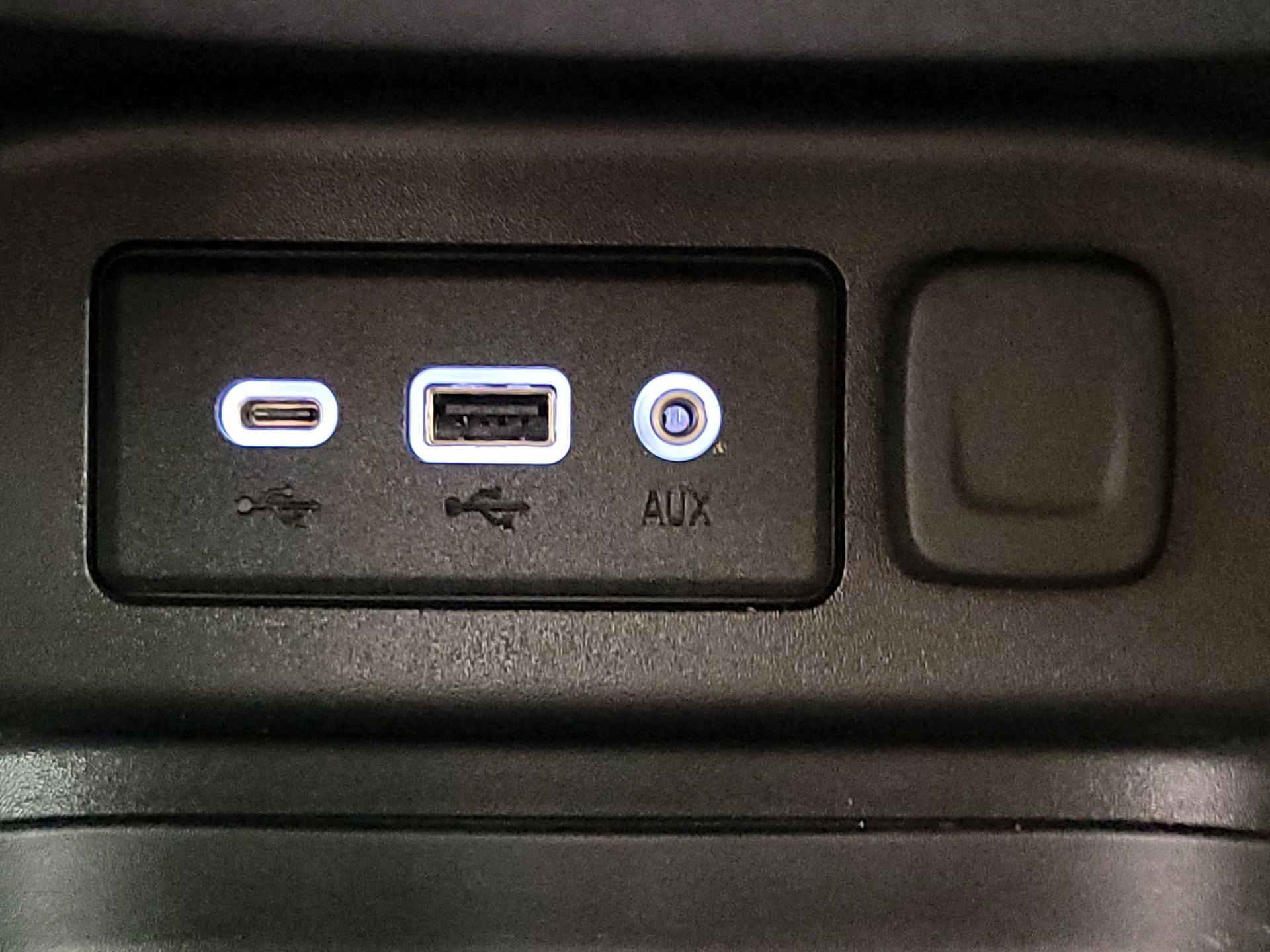 Thumbnail: 2023 Chevrolet Equinox - 18