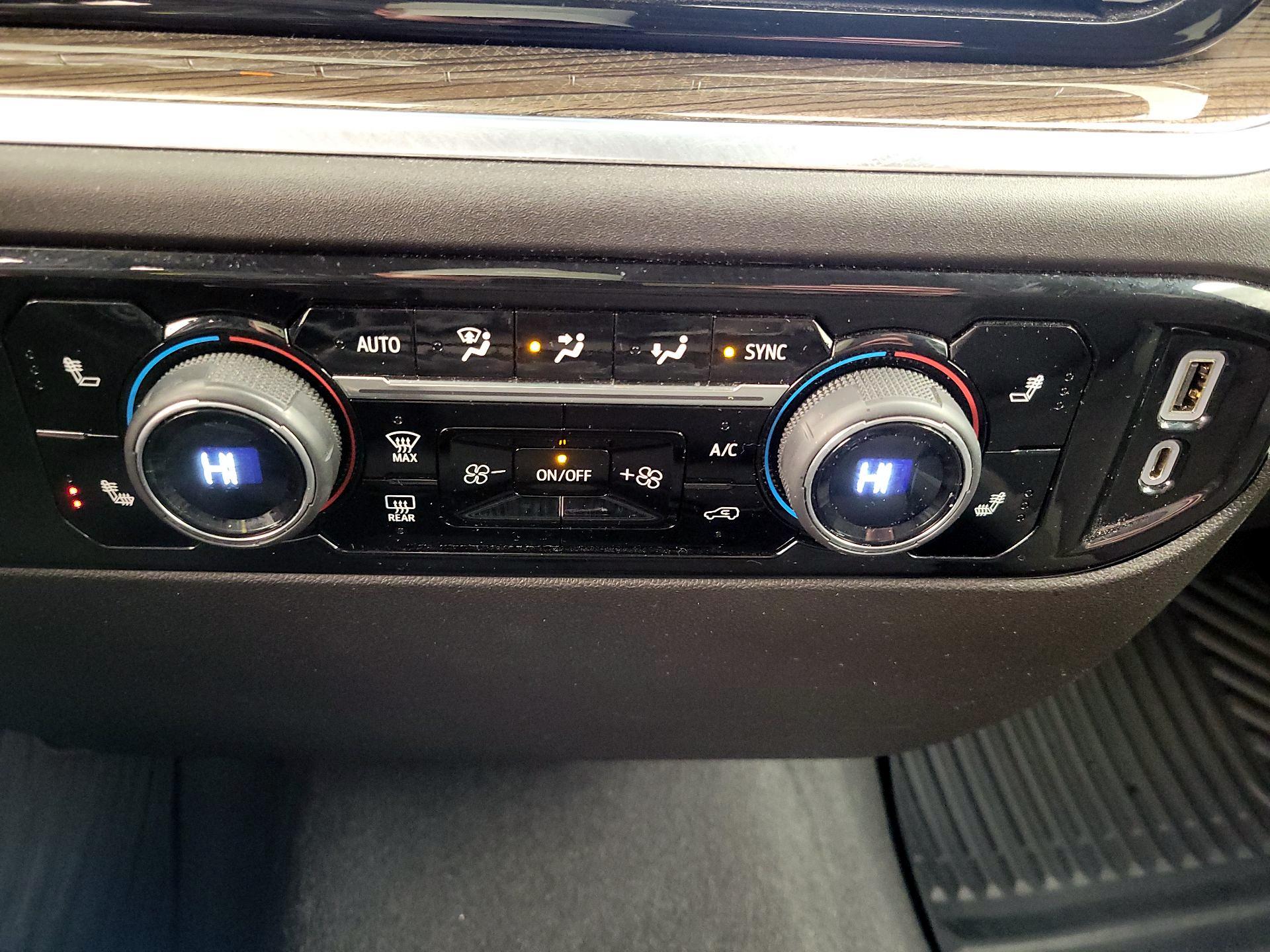 Thumbnail: 2022 Chevrolet Silverado 1500 - 17