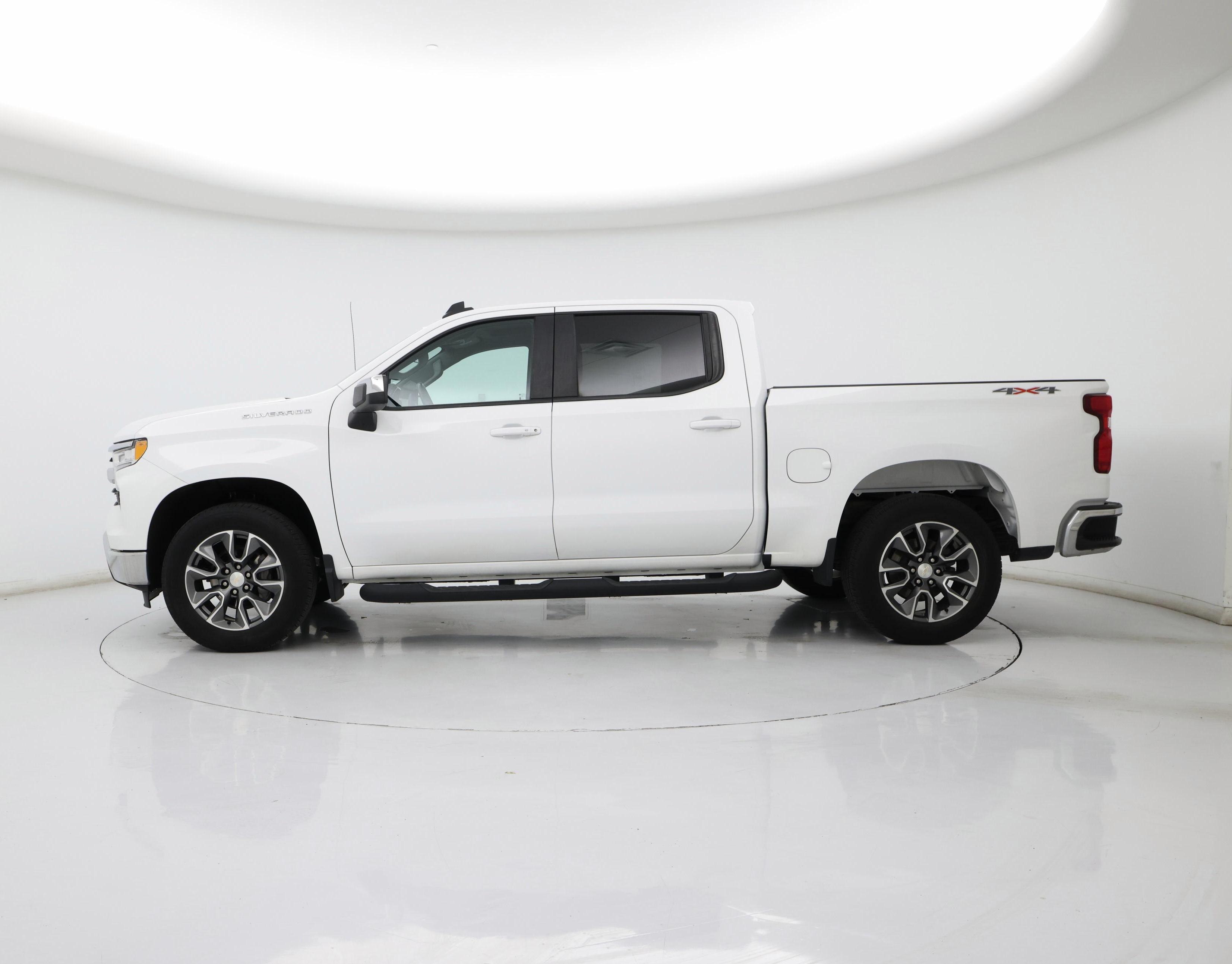 Thumbnail: 2022 Chevrolet Silverado 1500 - 3