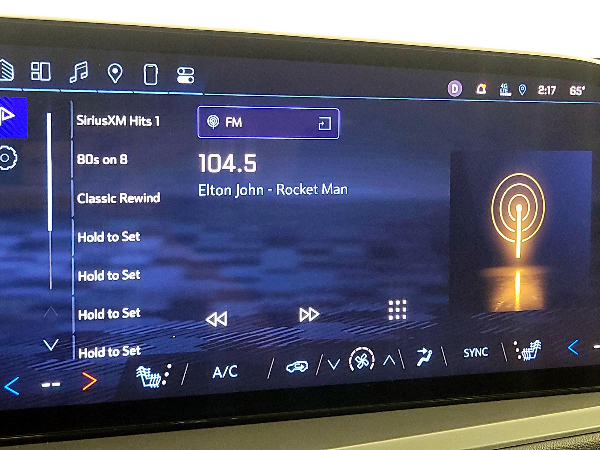 Thumbnail: 2024 Chevrolet Traverse - 15