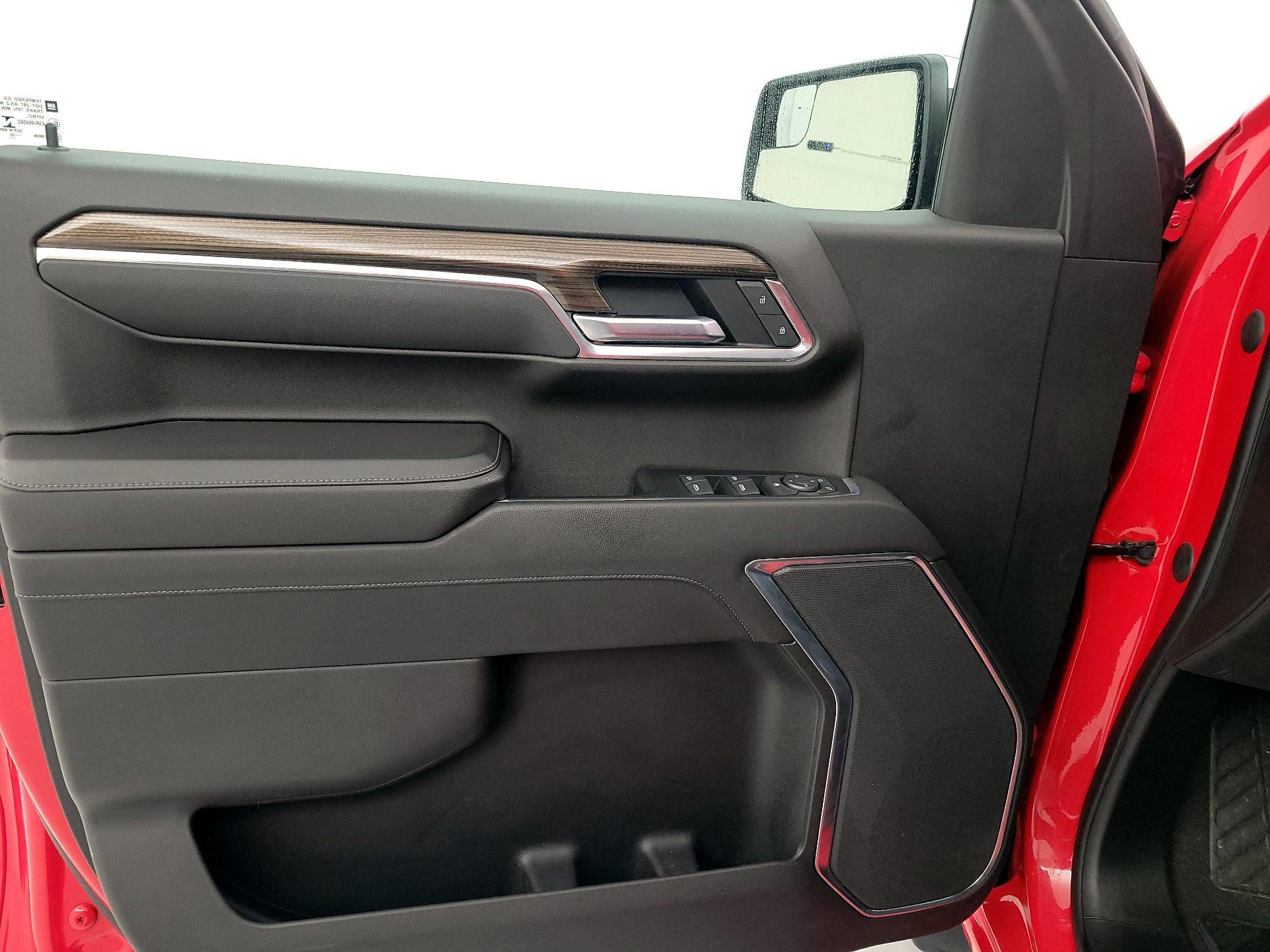 Thumbnail: 2022 Chevrolet Silverado 1500 - 12