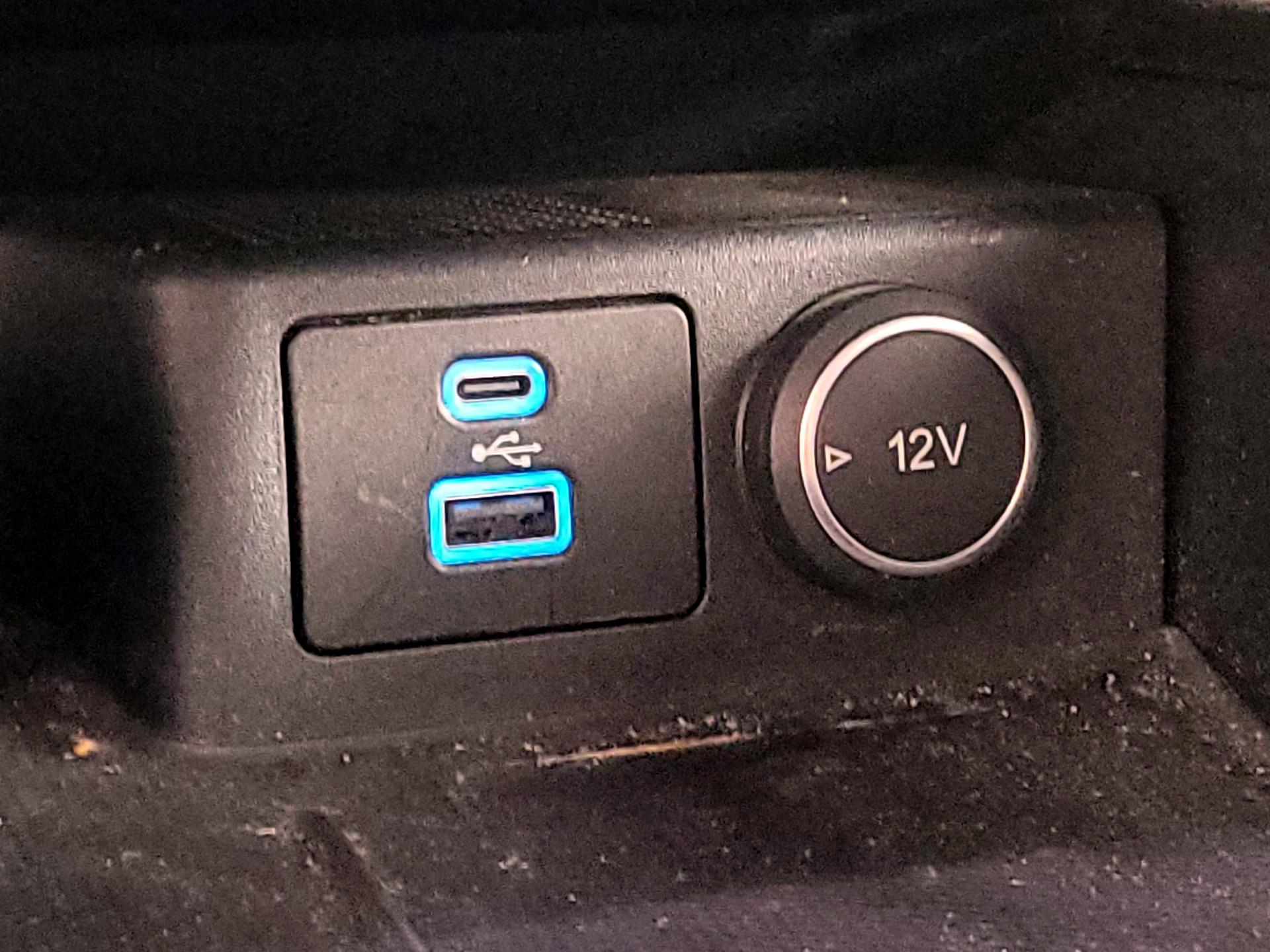 Thumbnail: 2021 Ford Escape - 19